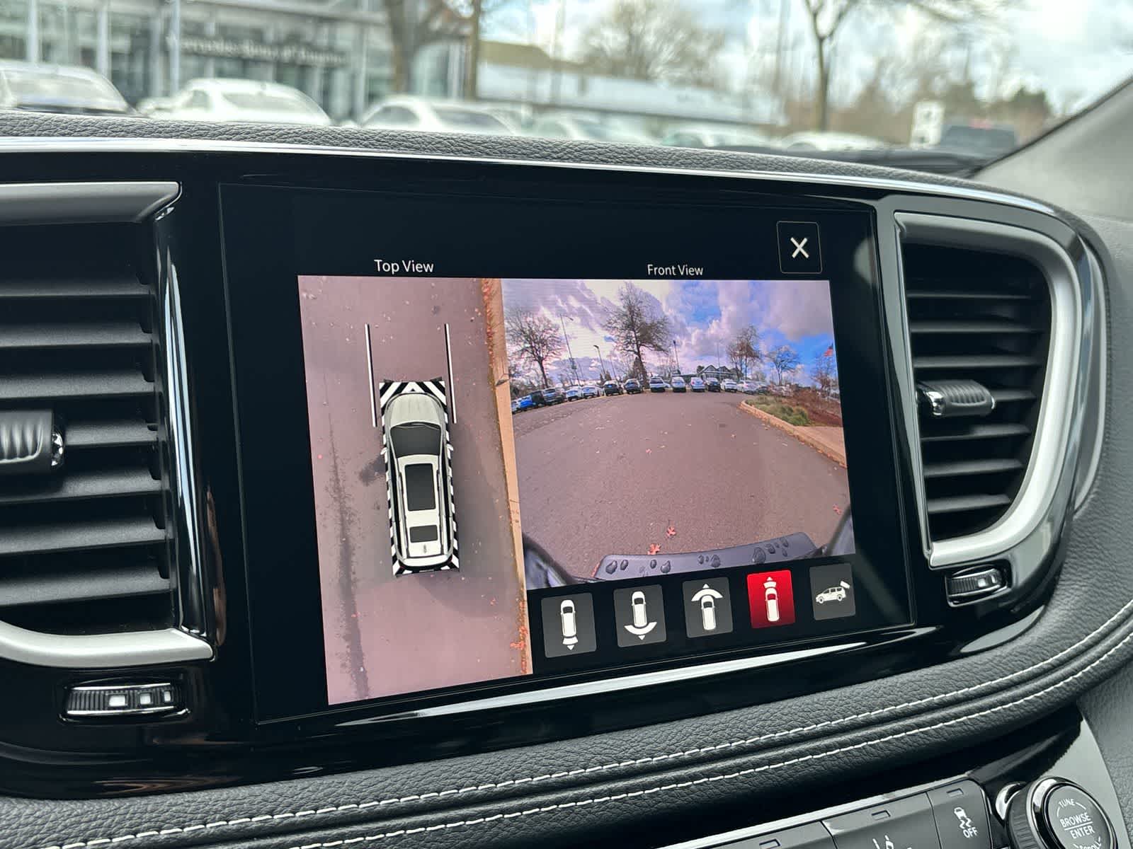 Thumbnail: 2026 Chrysler Pacifica - 20