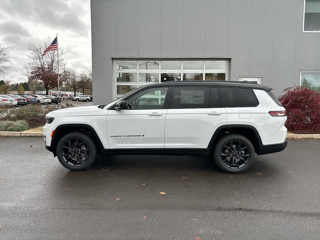 New 2025 Jeep Grand Cherokee L Limited Sport Utility
