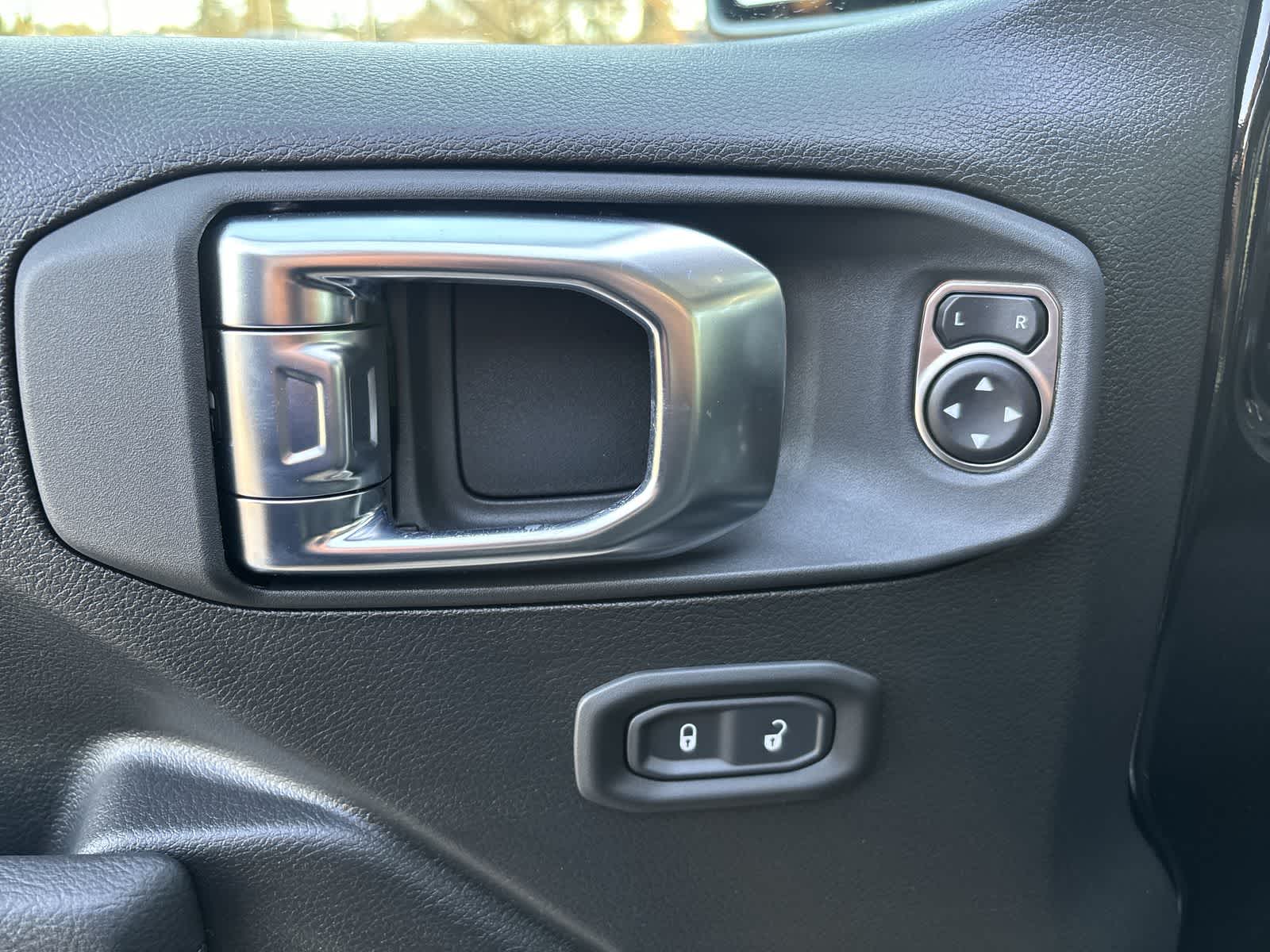 Thumbnail: 2026 Jeep Wrangler - 8