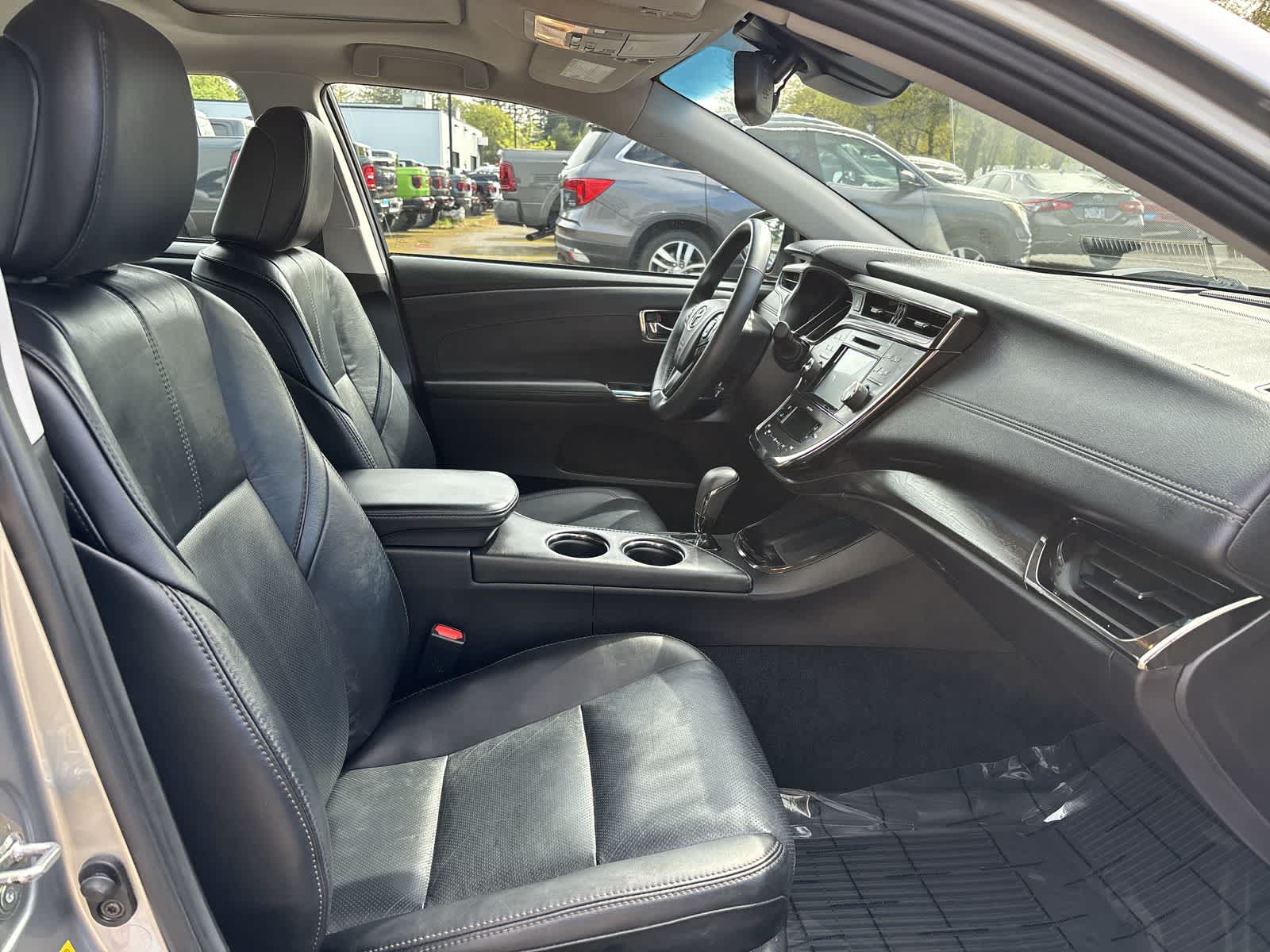 Thumbnail: 2018 Toyota Avalon - 5