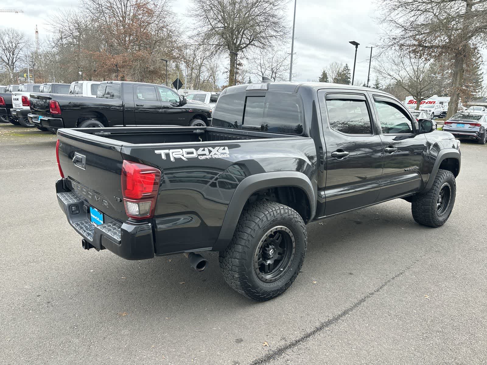 Thumbnail: 2019 Toyota Tacoma - 4