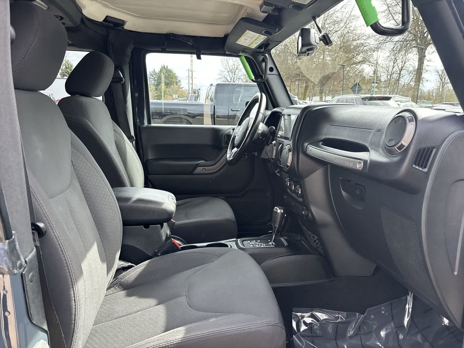 Thumbnail: 2018 Jeep Wrangler - 5