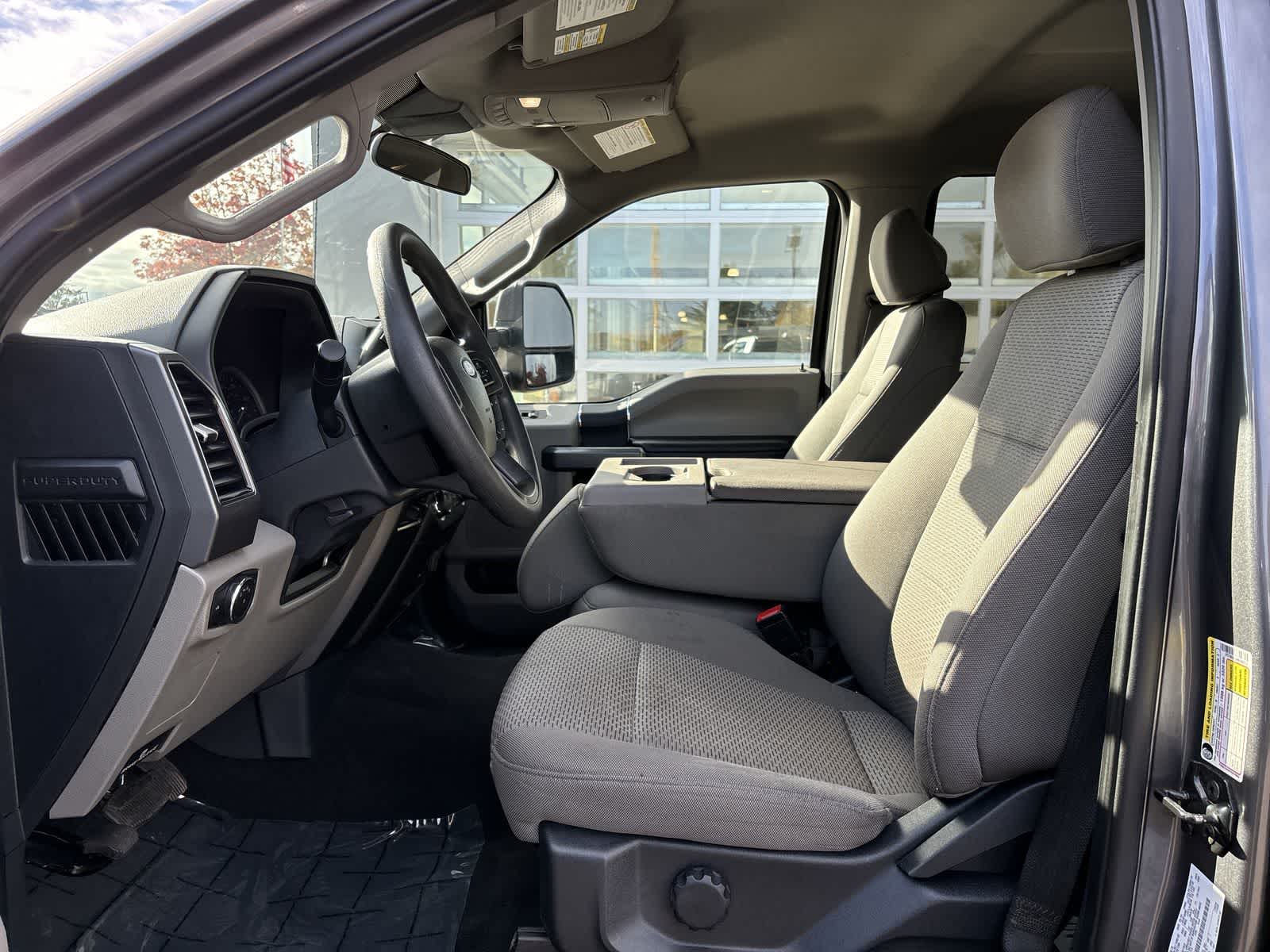 Thumbnail: 2022 Ford F-250 - 10