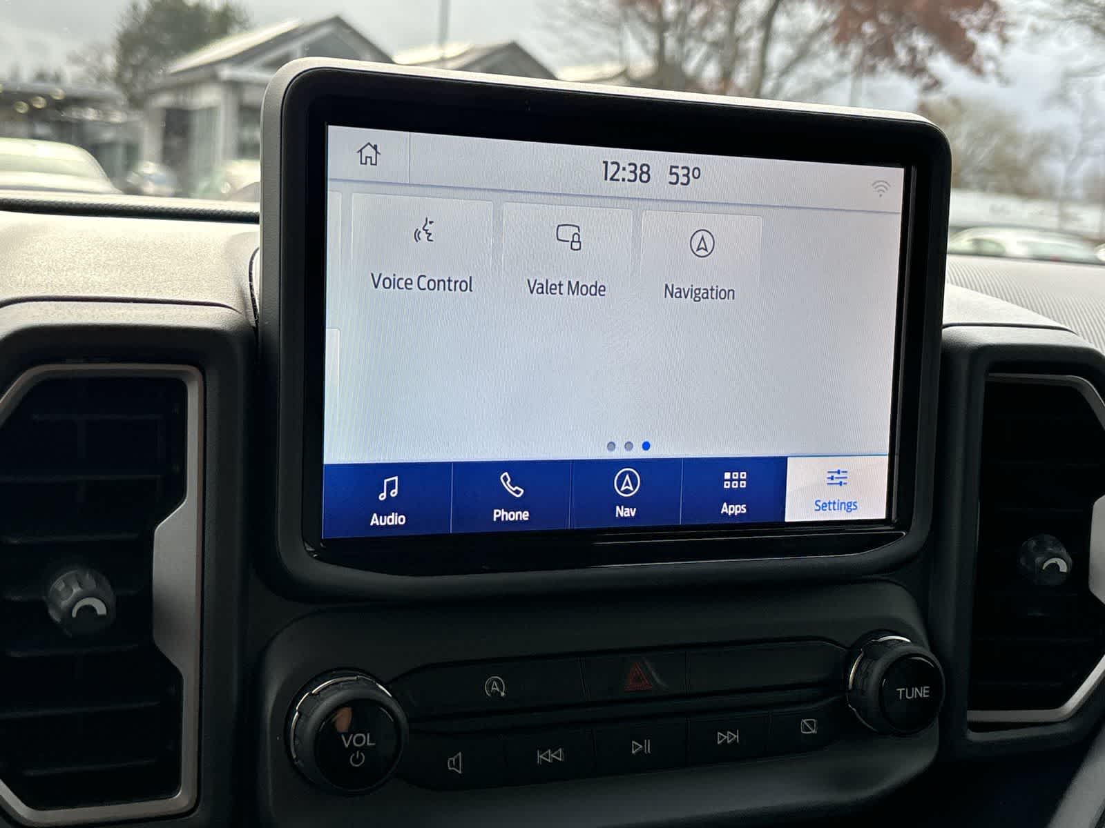 Thumbnail: 2021 Ford Bronco Sport - 21