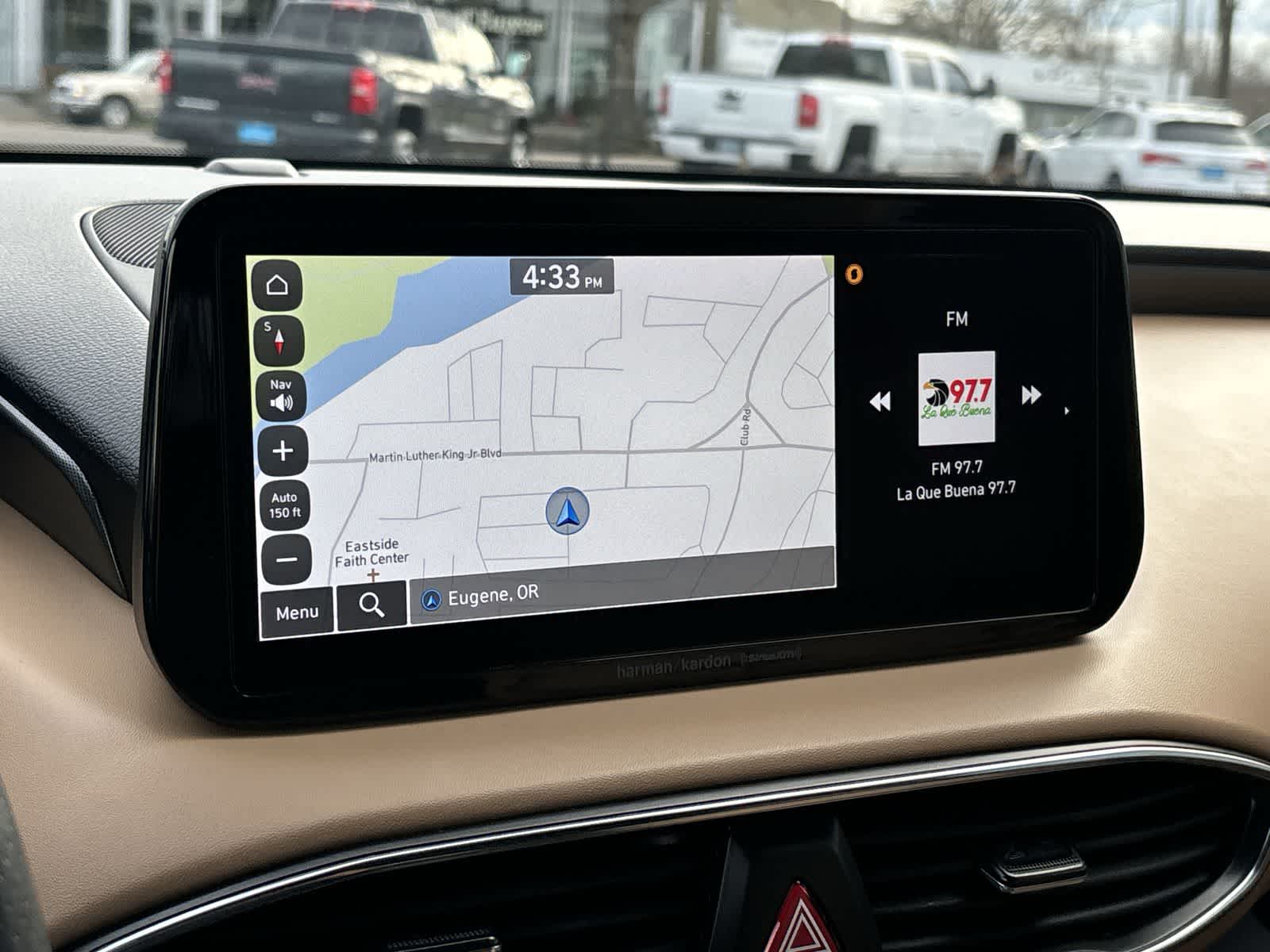 Thumbnail: 2023 Hyundai Santa Fe - 18