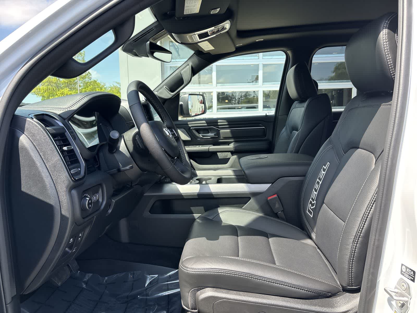 Thumbnail: 2026 RAM 1500 - 9