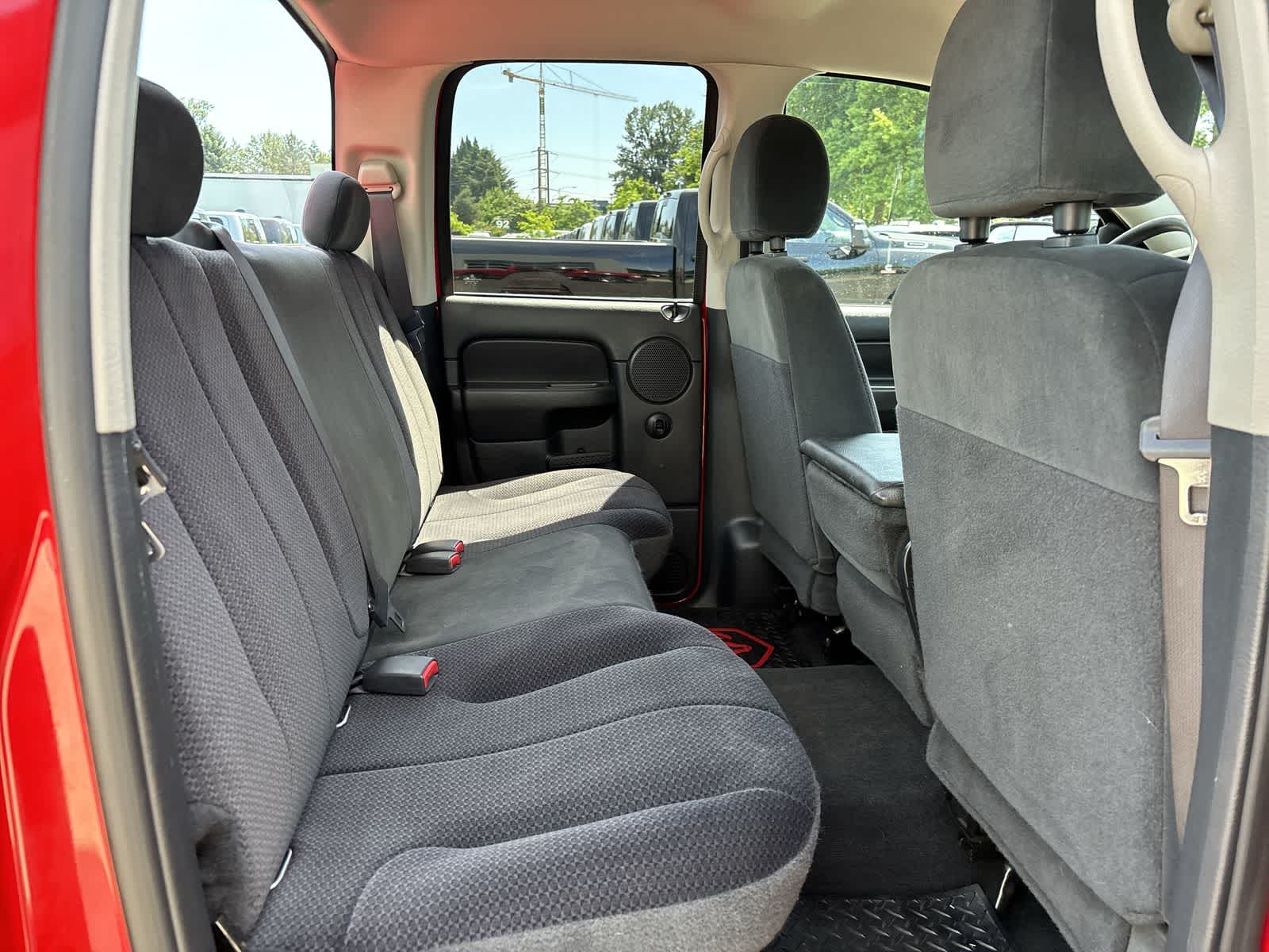 2004 Dodge Ram 1500 Laramie 8