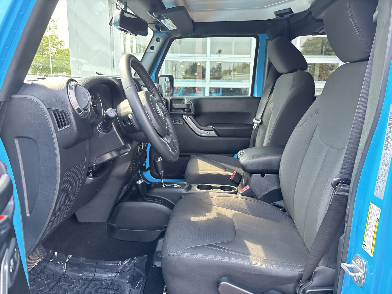 Thumbnail: 2018 Jeep Wrangler - 10