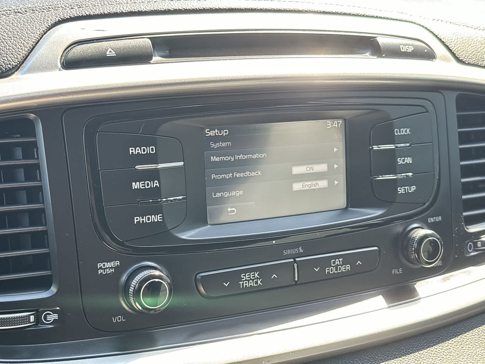 Thumbnail: 2016 Kia Sorento - 20