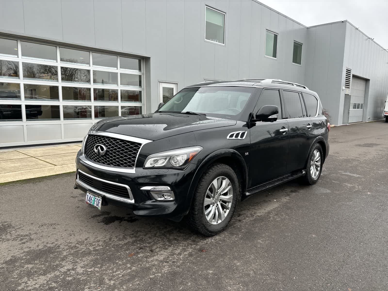 2017 INFINITI QX80 Signature's photo