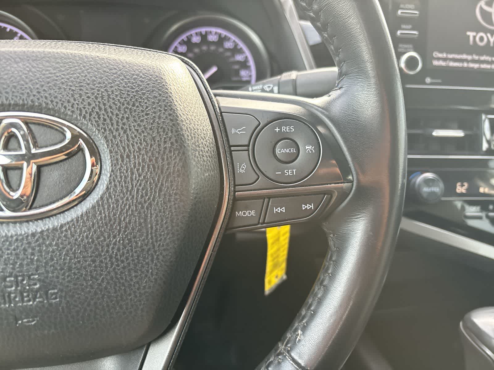 Thumbnail: 2022 Toyota Camry - 12