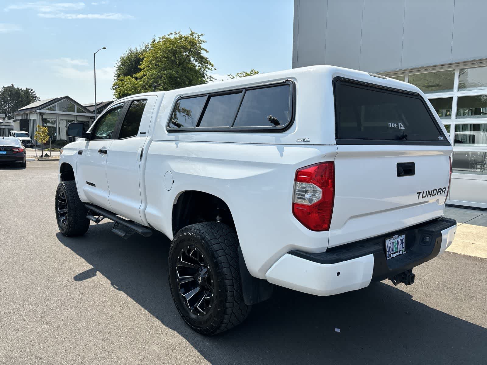 Thumbnail: 2021 Toyota Tundra - 3