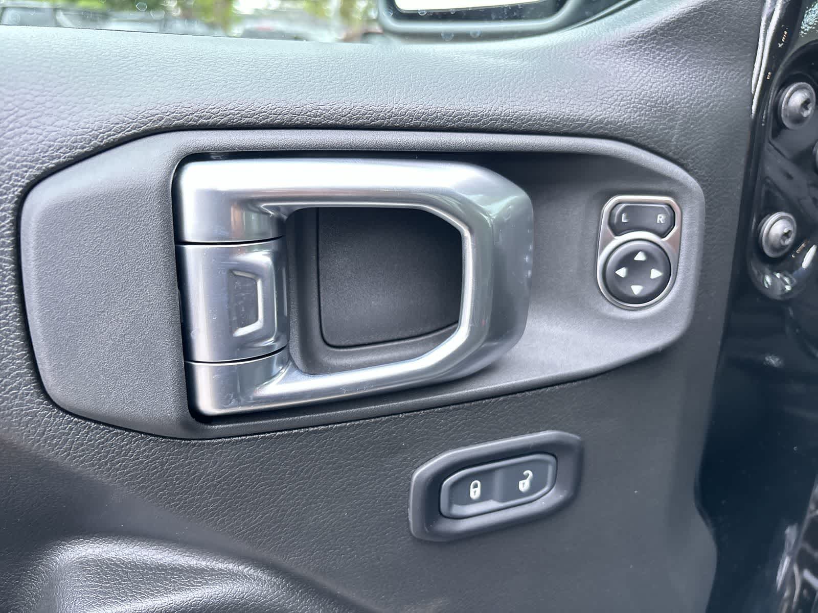 Thumbnail: 2024 Jeep Wrangler - 10