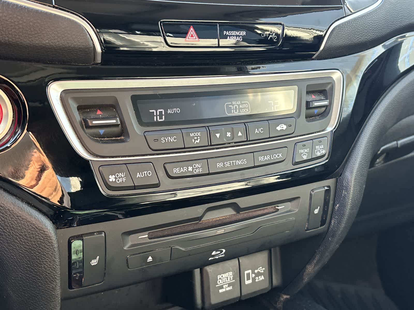 Thumbnail: 2020 Honda Pilot - 14