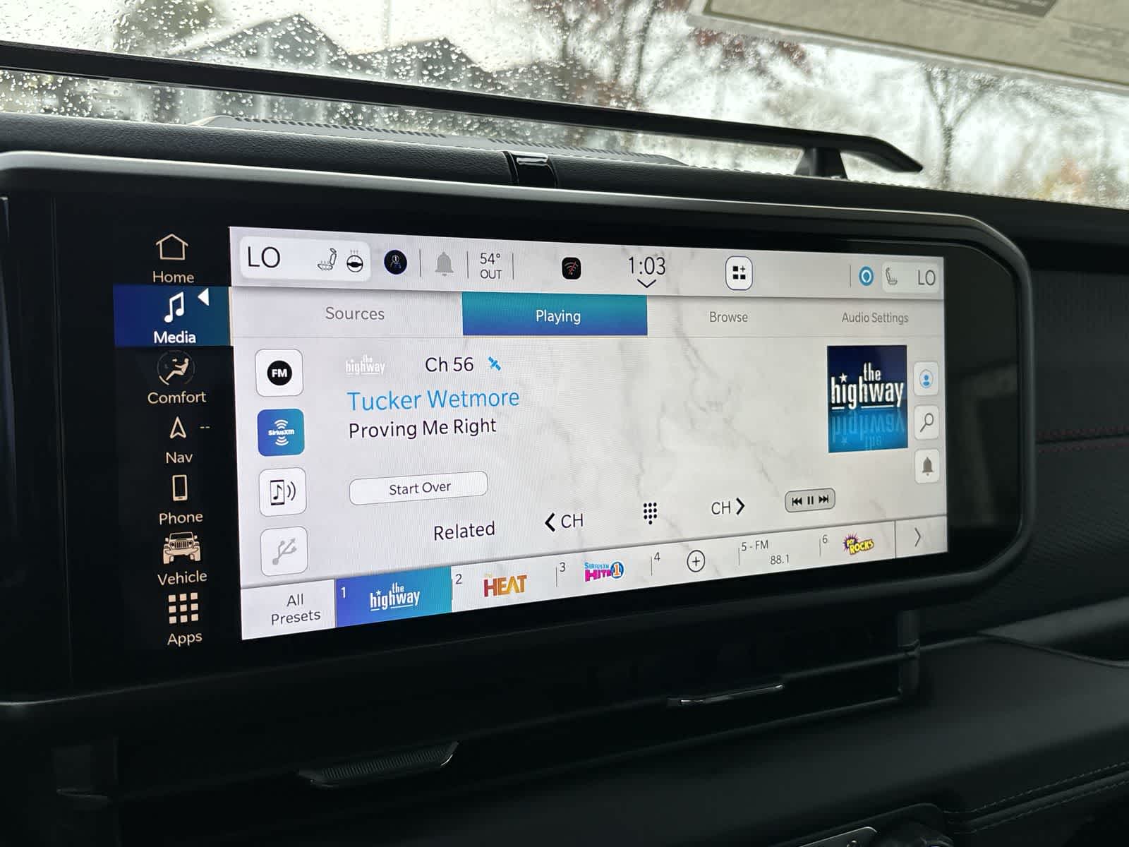 Thumbnail: 2026 Jeep Gladiator - 15