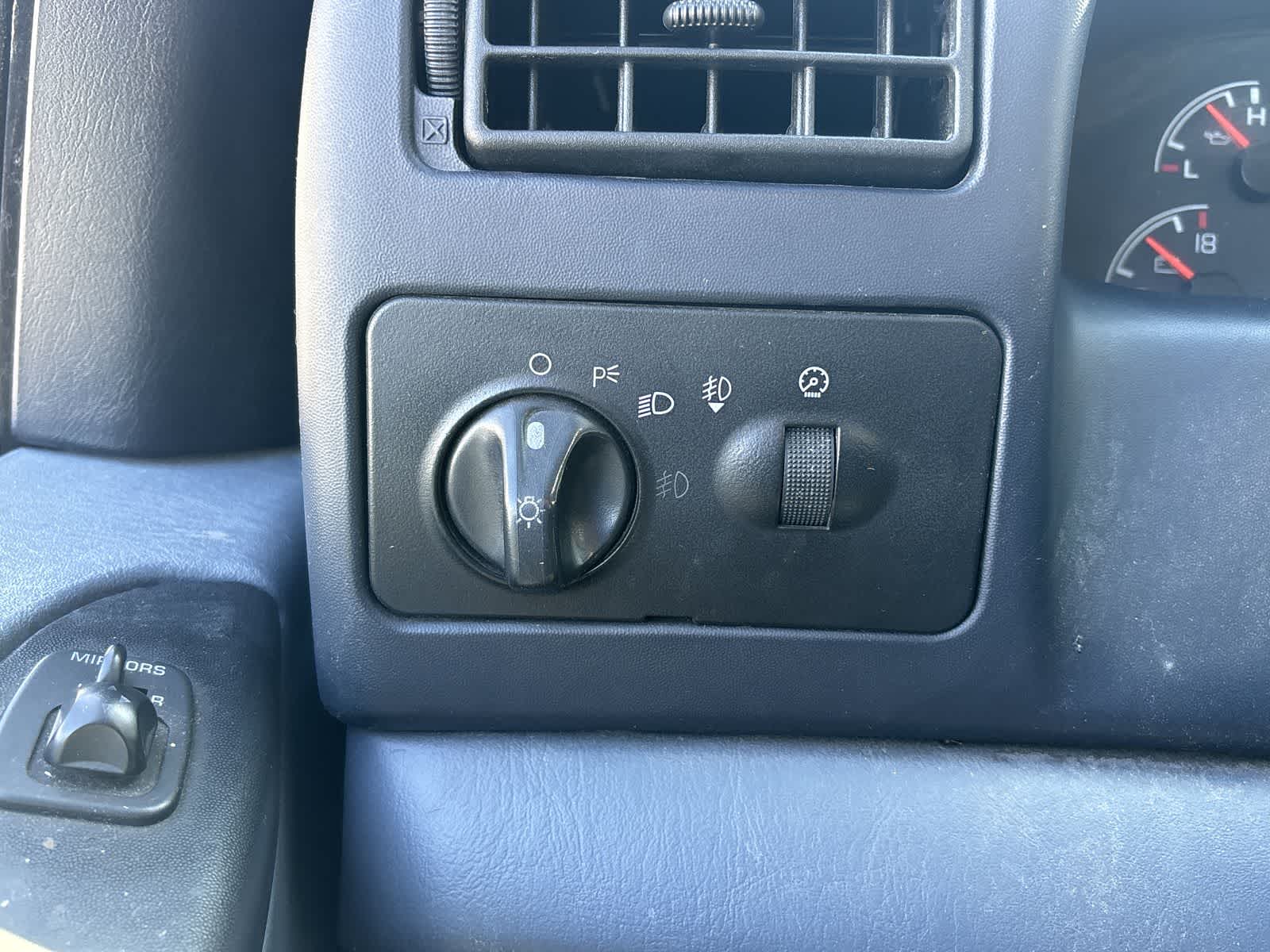 Thumbnail: 2001 Ford F-350 - 12