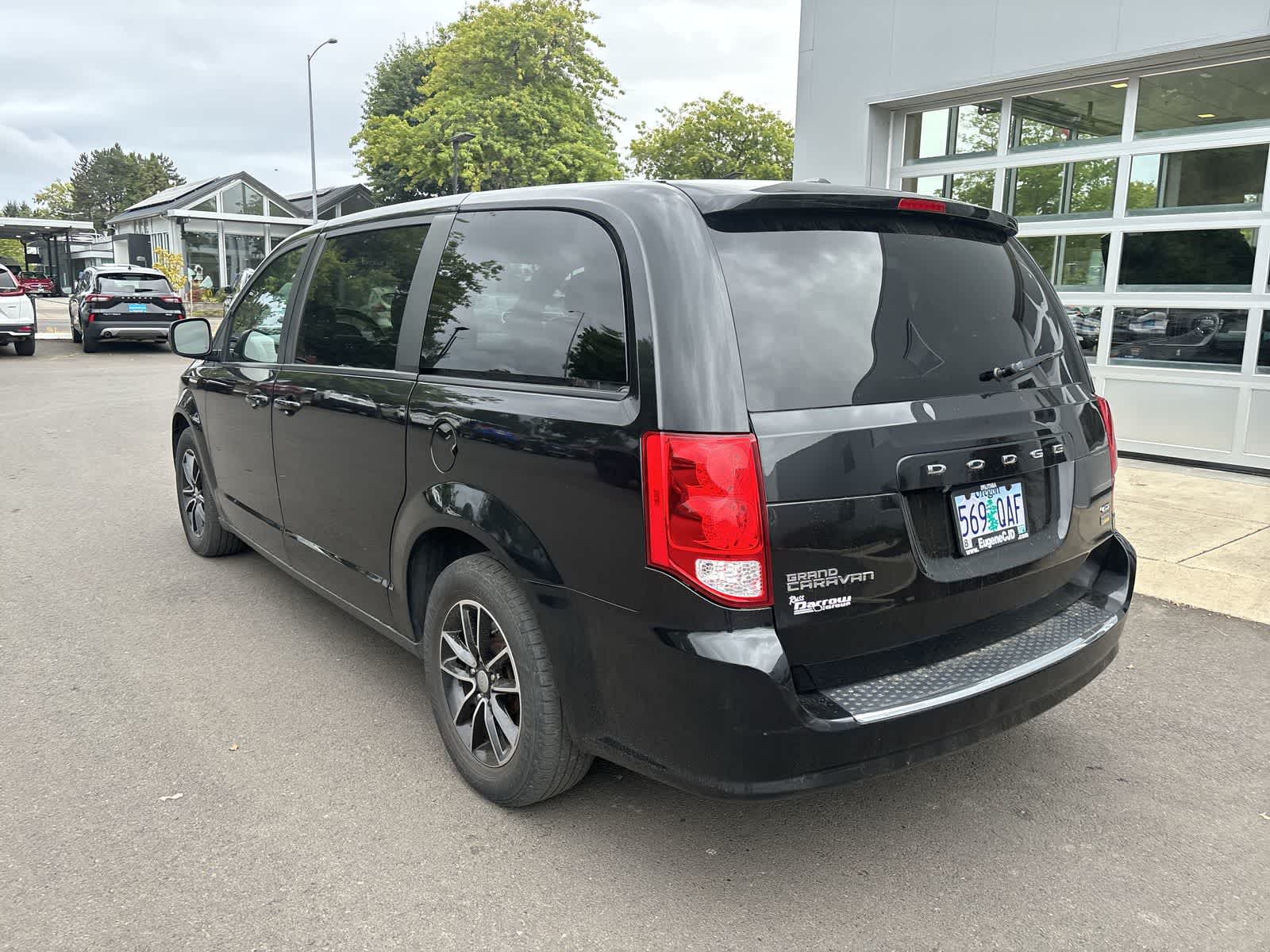 Thumbnail: 2019 Dodge Grand Caravan - 3
