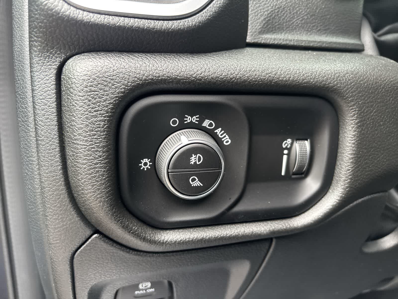 Thumbnail: 2026 RAM 1500 - 10