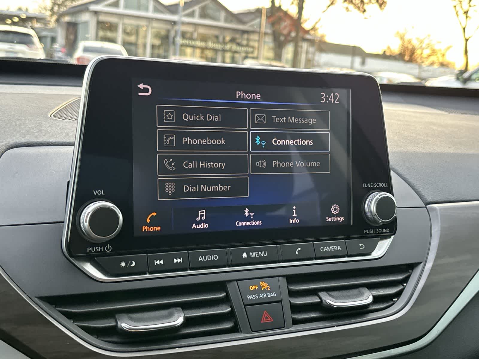 Thumbnail: 2023 Nissan Altima - 15