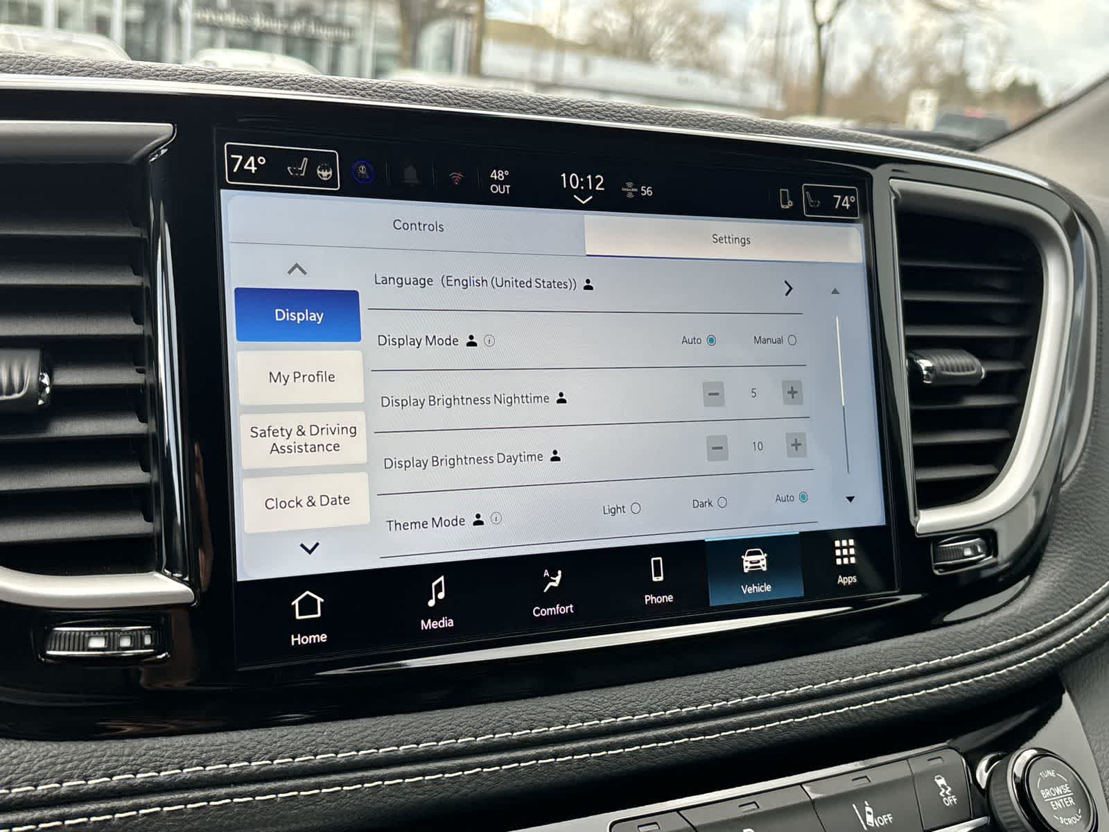 Thumbnail: 2026 Chrysler Pacifica - 18