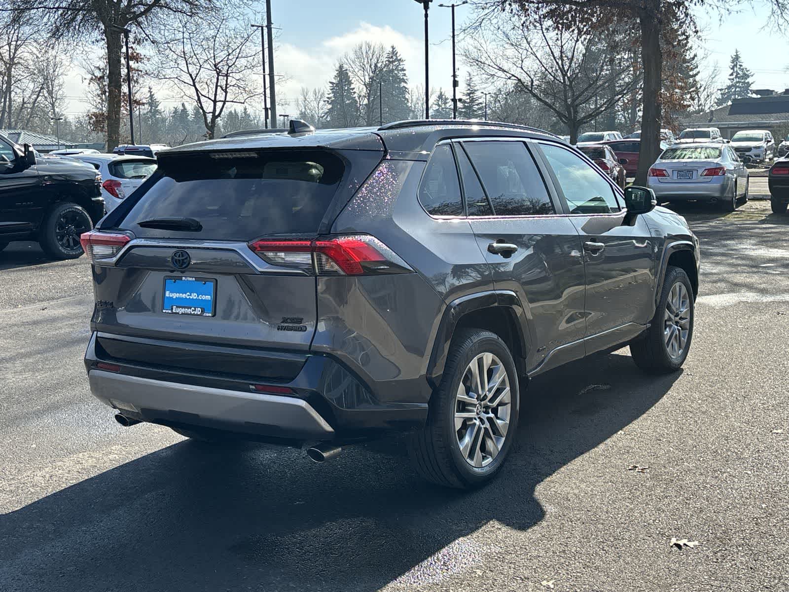 Thumbnail: 2022 Toyota RAV4 - 5