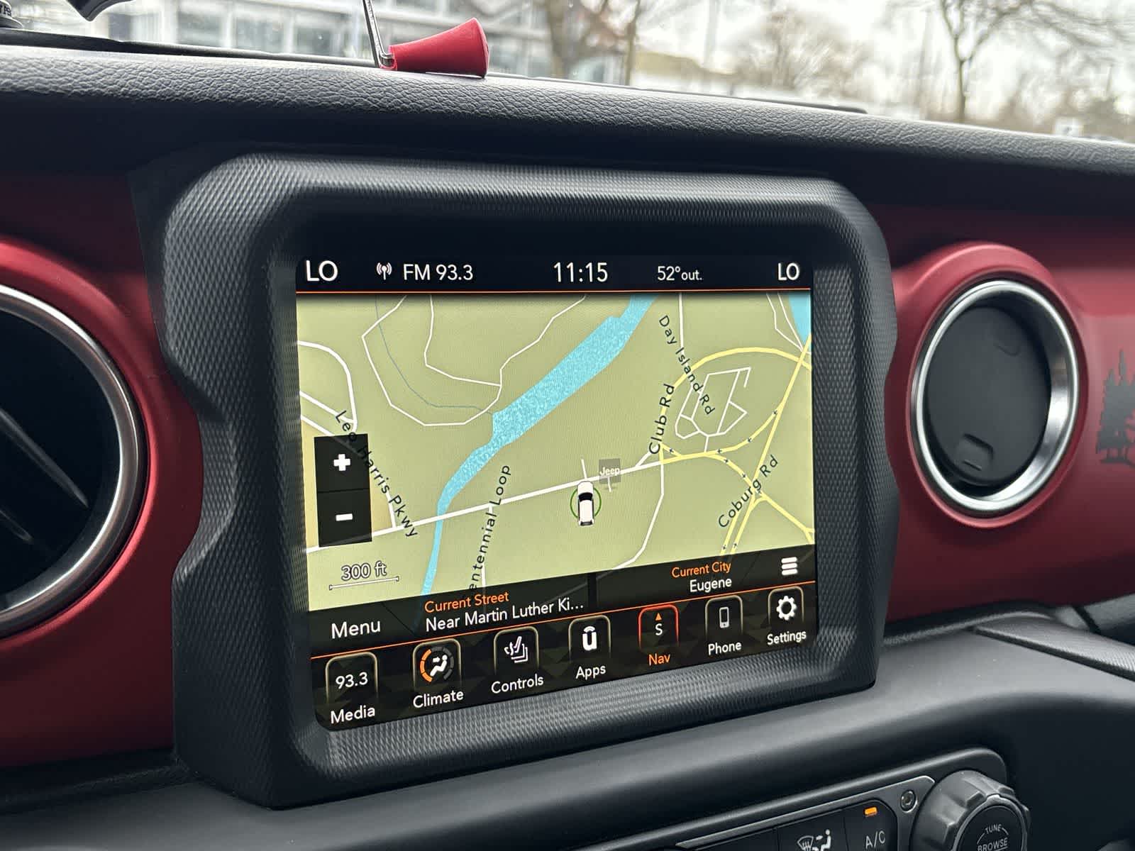 Thumbnail: 2021 Jeep Gladiator - 18