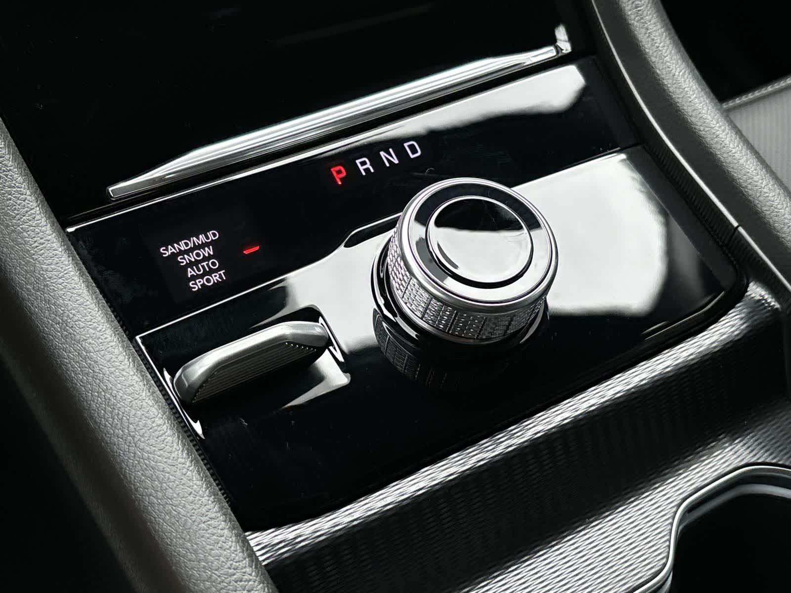 Thumbnail: 2025 Jeep Grand Cherokee - 25