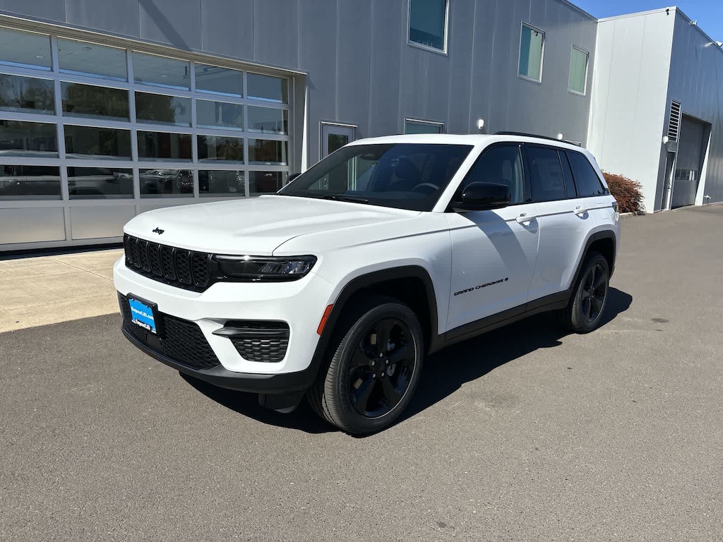 New 2025 Jeep Grand Cherokee Altitude X Sport Utility