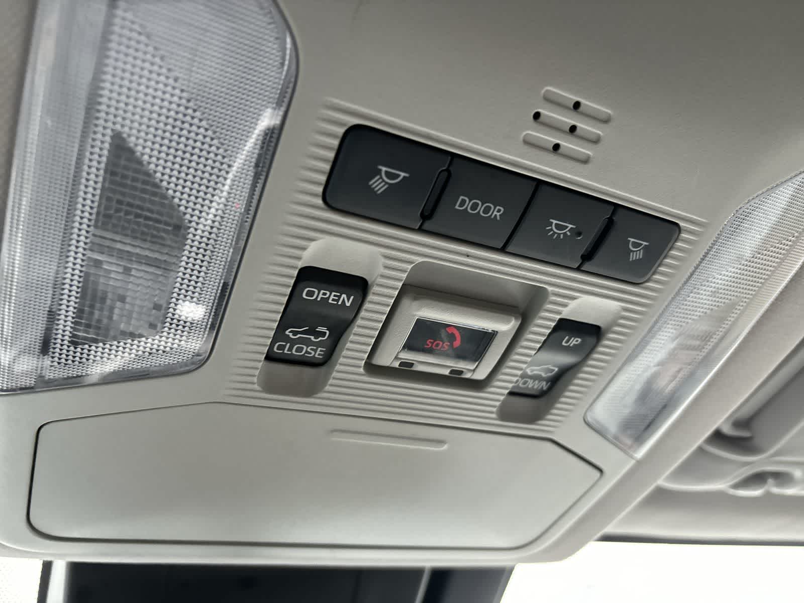 Thumbnail: 2022 Toyota RAV4 - 26