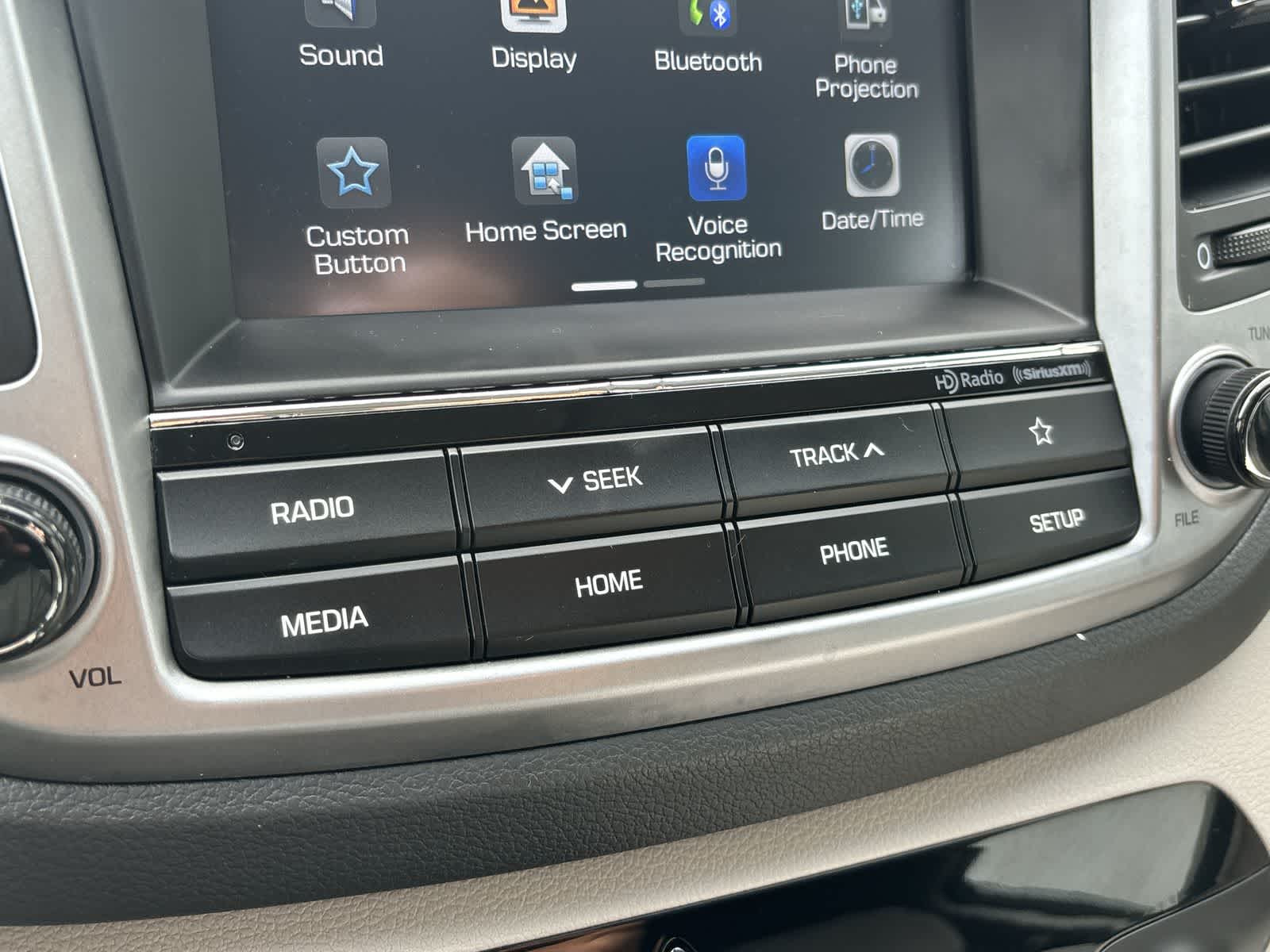 Thumbnail: 2018 Hyundai Tucson - 22