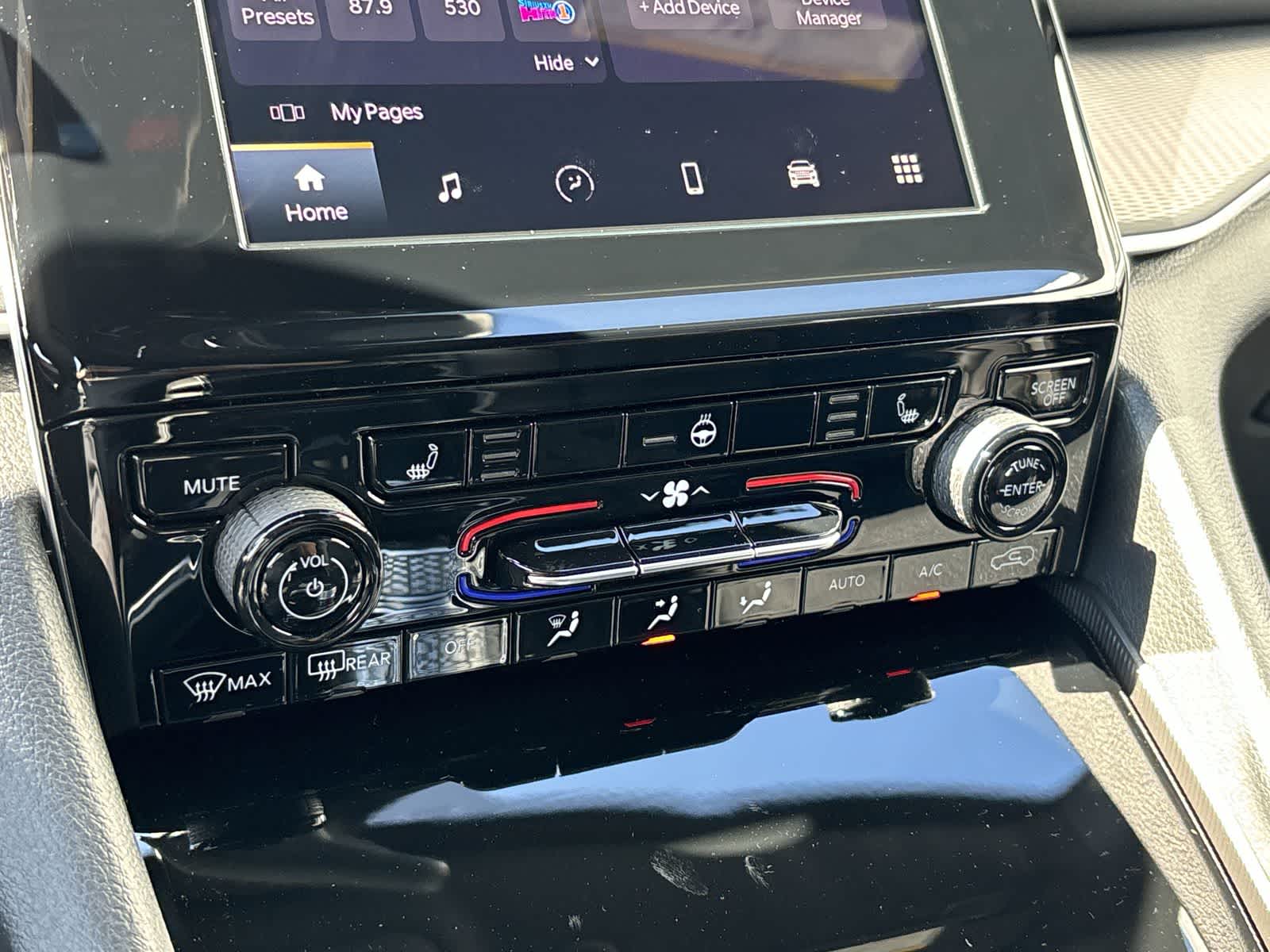 Thumbnail: 2025 Jeep Grand Cherokee L - 21