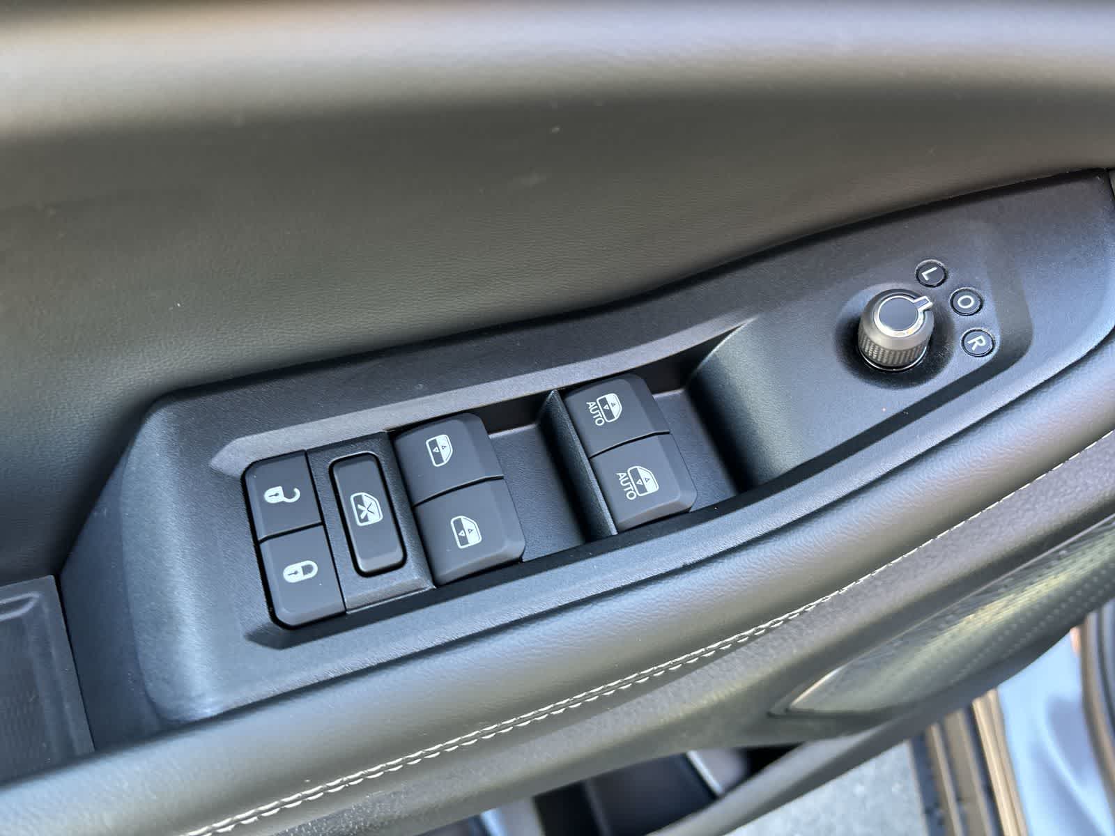 Thumbnail: 2025 Jeep Grand Cherokee - 9