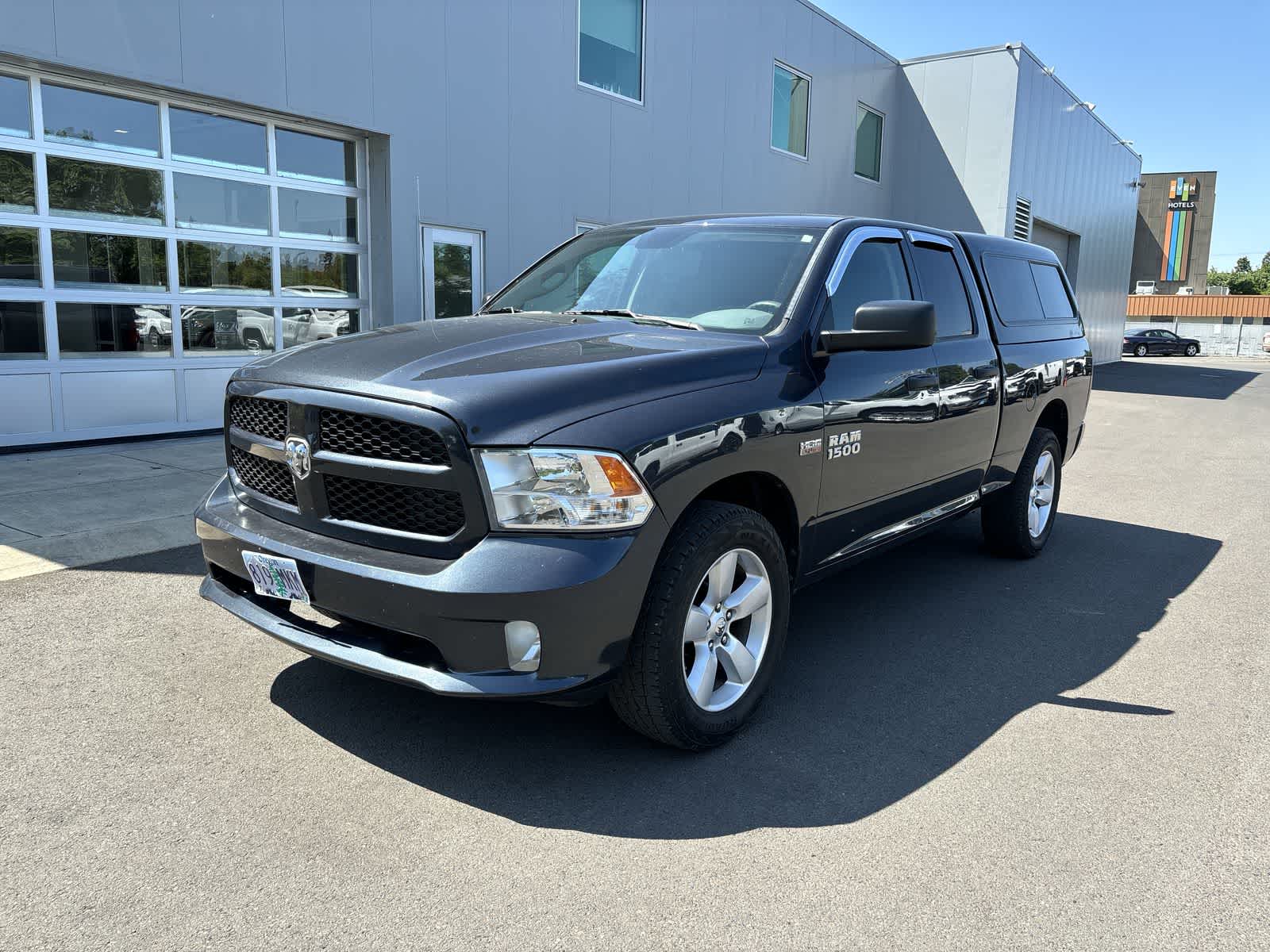 2017 RAM 1500 Tradesman Hero Image