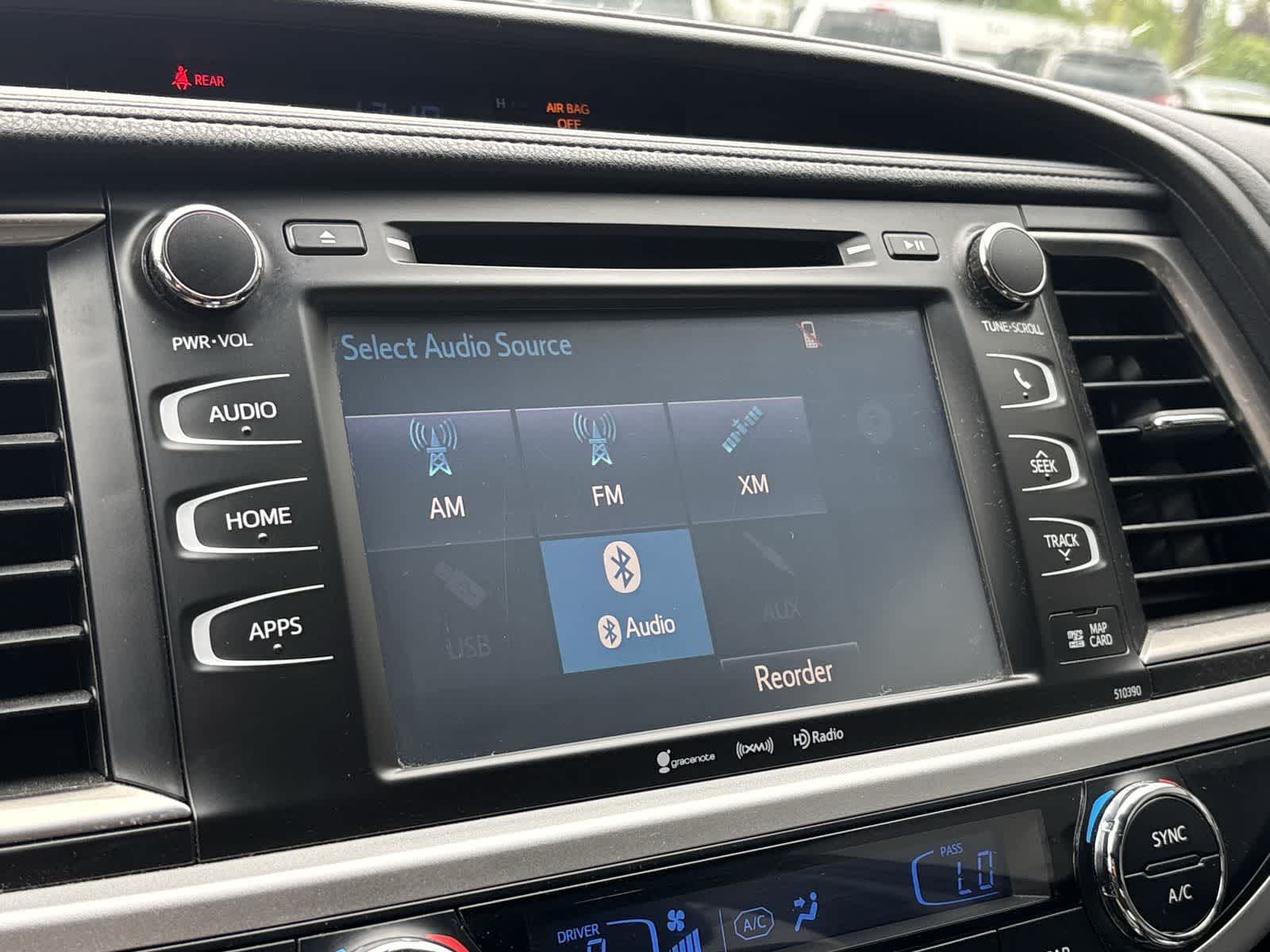 Thumbnail: 2019 Toyota Highlander - 16