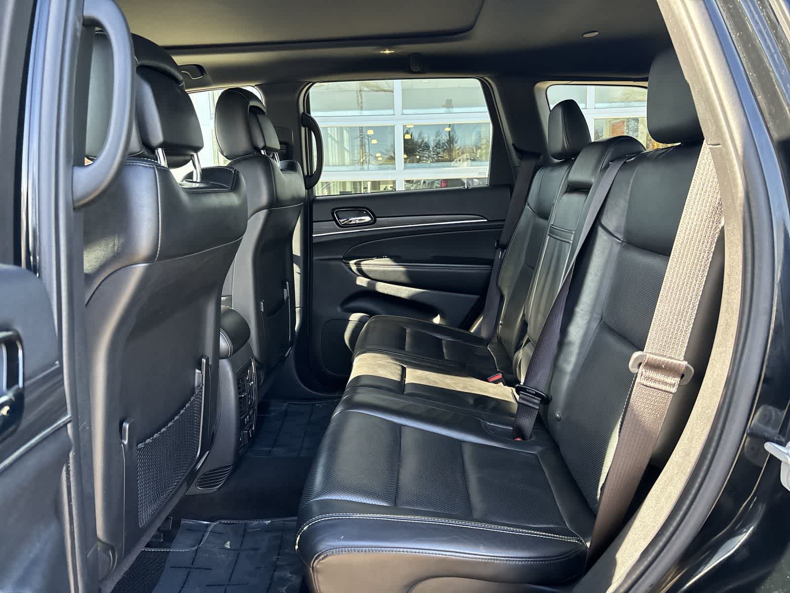 Thumbnail: 2021 Jeep Grand Cherokee - 6