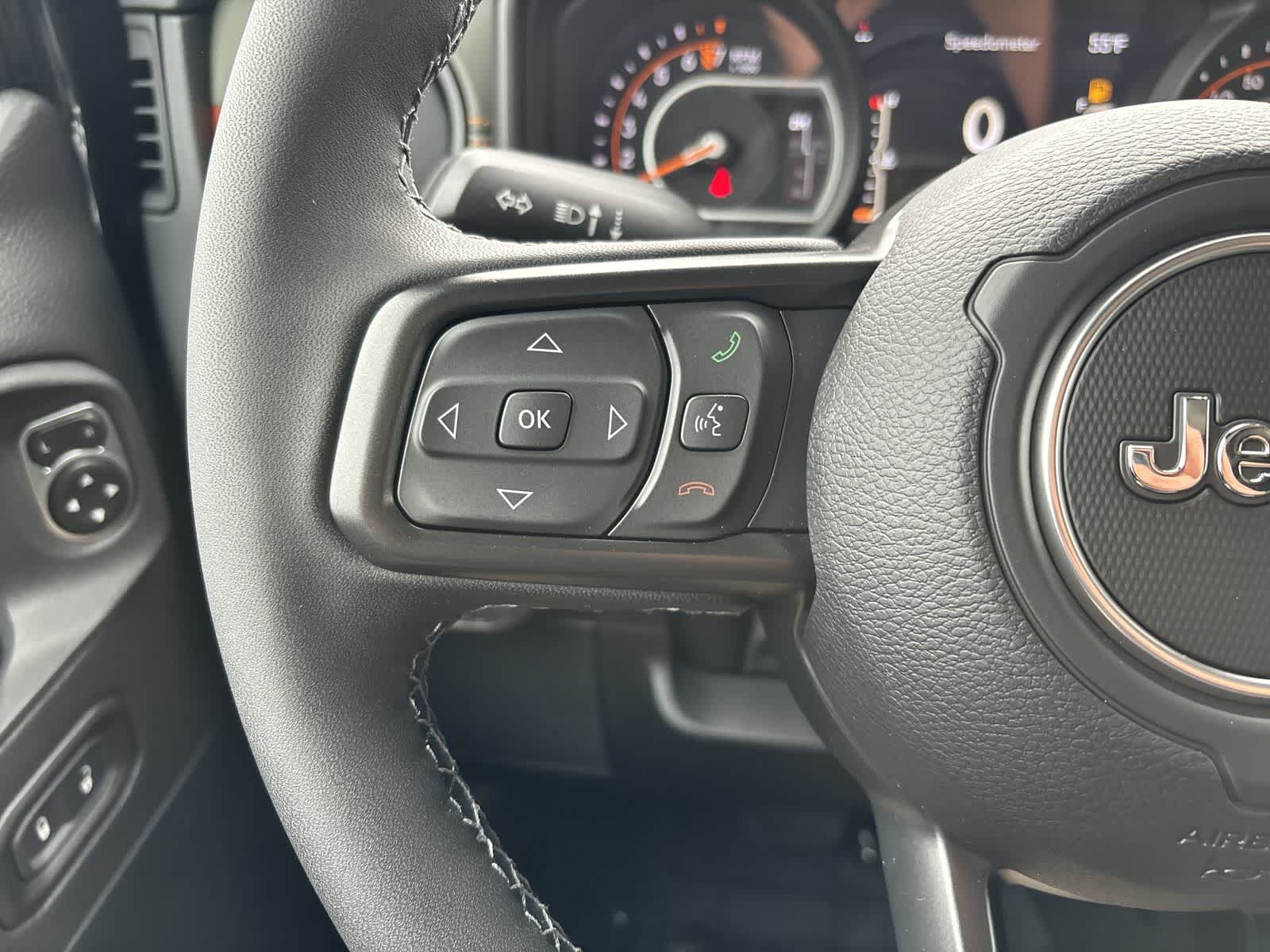 Thumbnail: 2026 Jeep Gladiator - 12