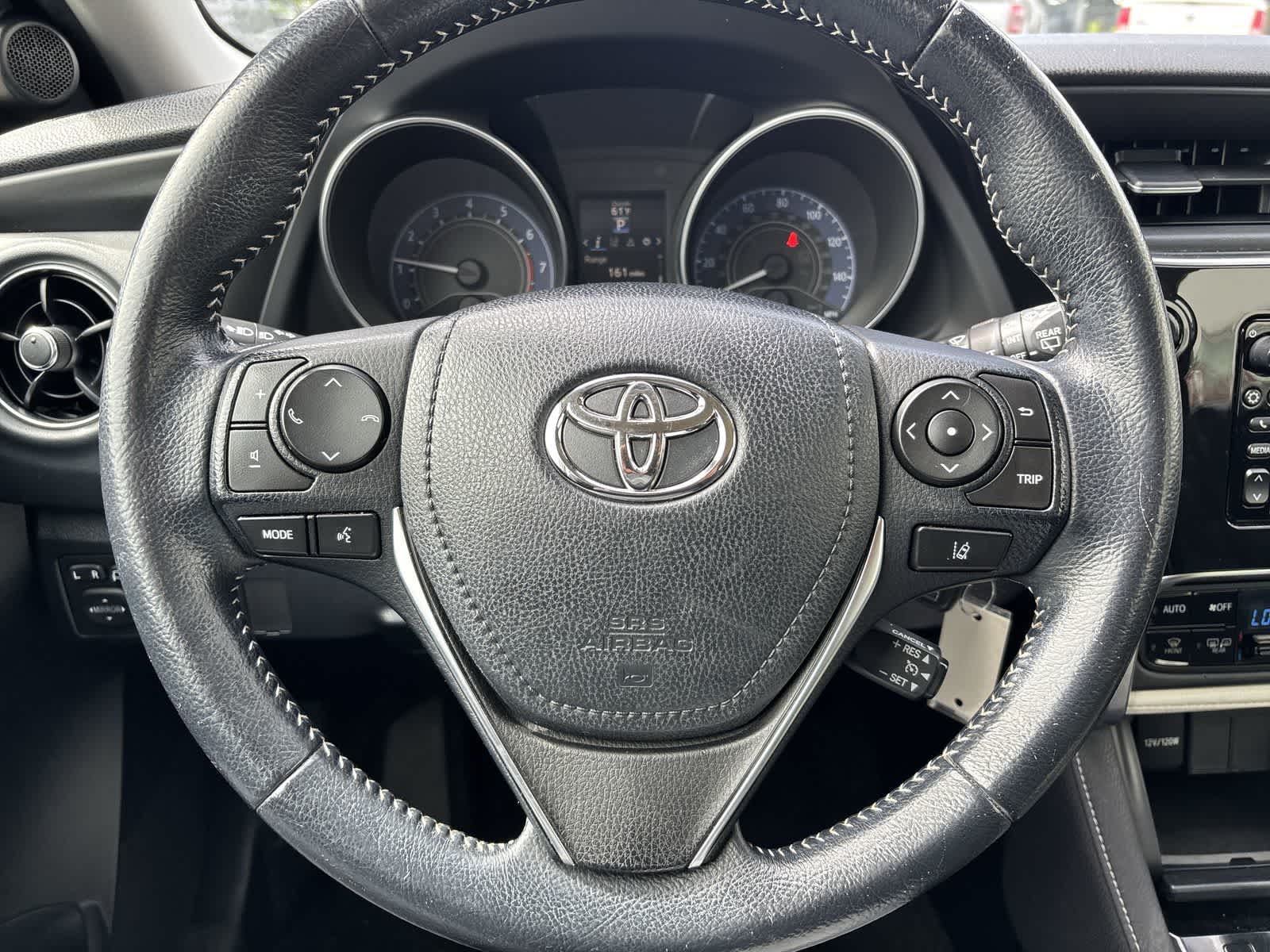 Thumbnail: 2018 Toyota Corolla iM - 9