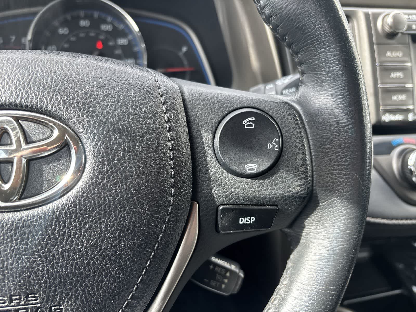 Thumbnail: 2014 Toyota RAV4 - 11