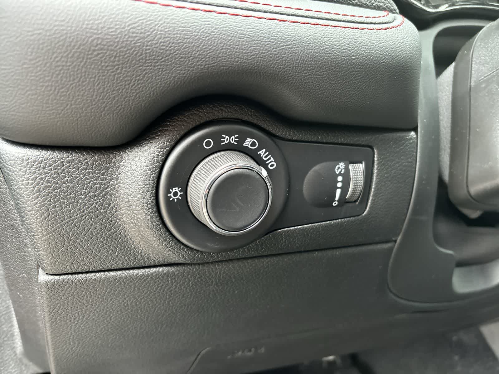 Thumbnail: 2026 Dodge Durango - 11