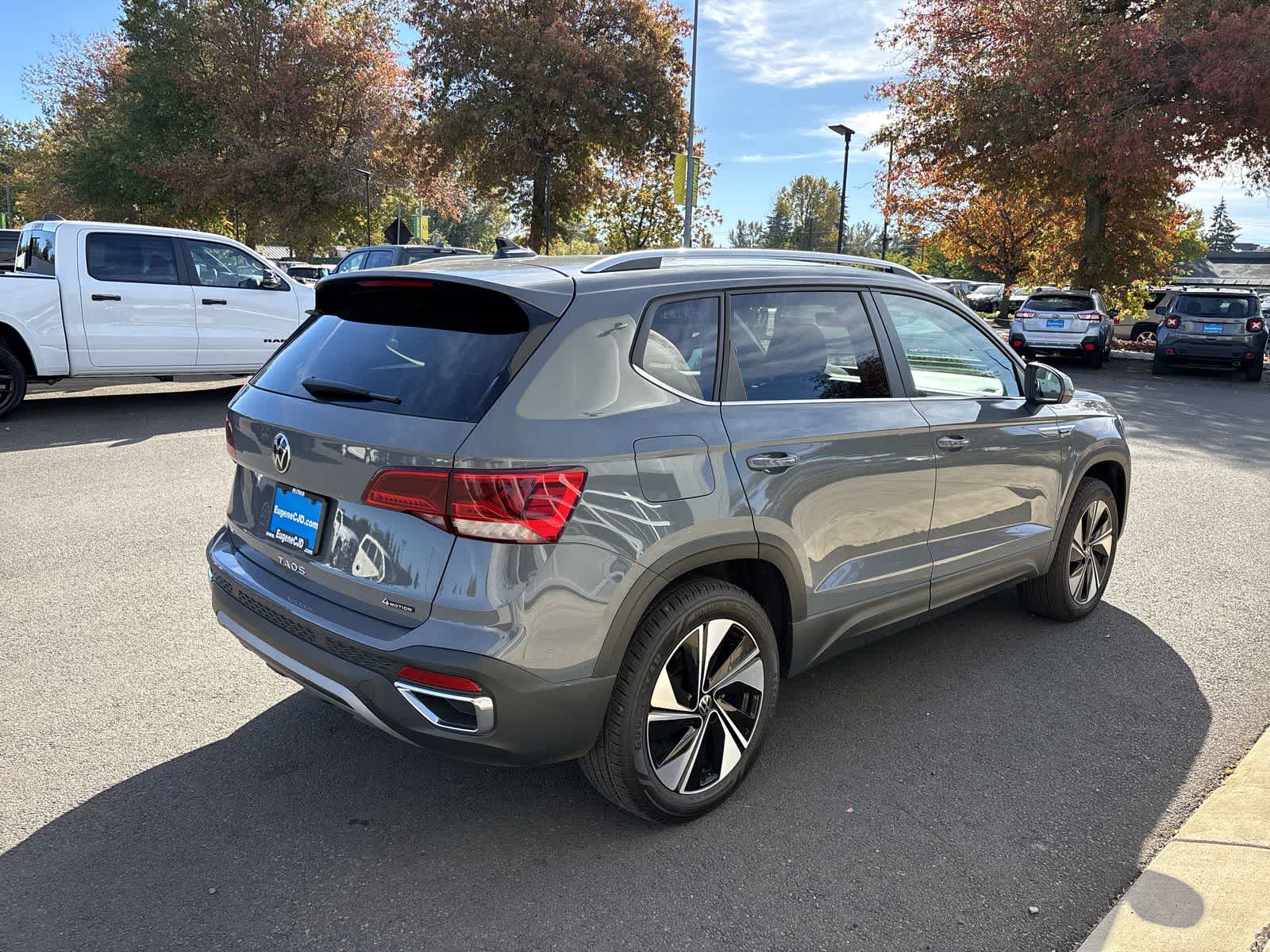 Used 2024 Volkswagen Taos 1.5T SE SUV