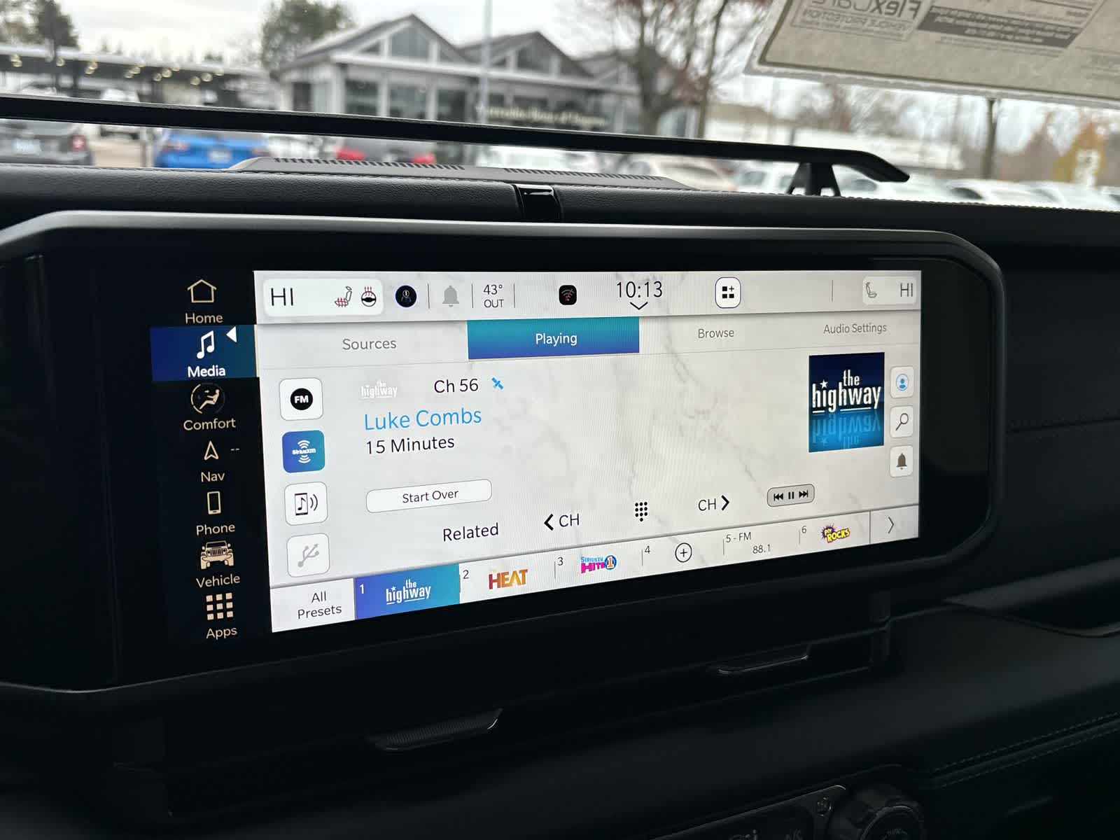 Thumbnail: 2026 Jeep Gladiator - 19