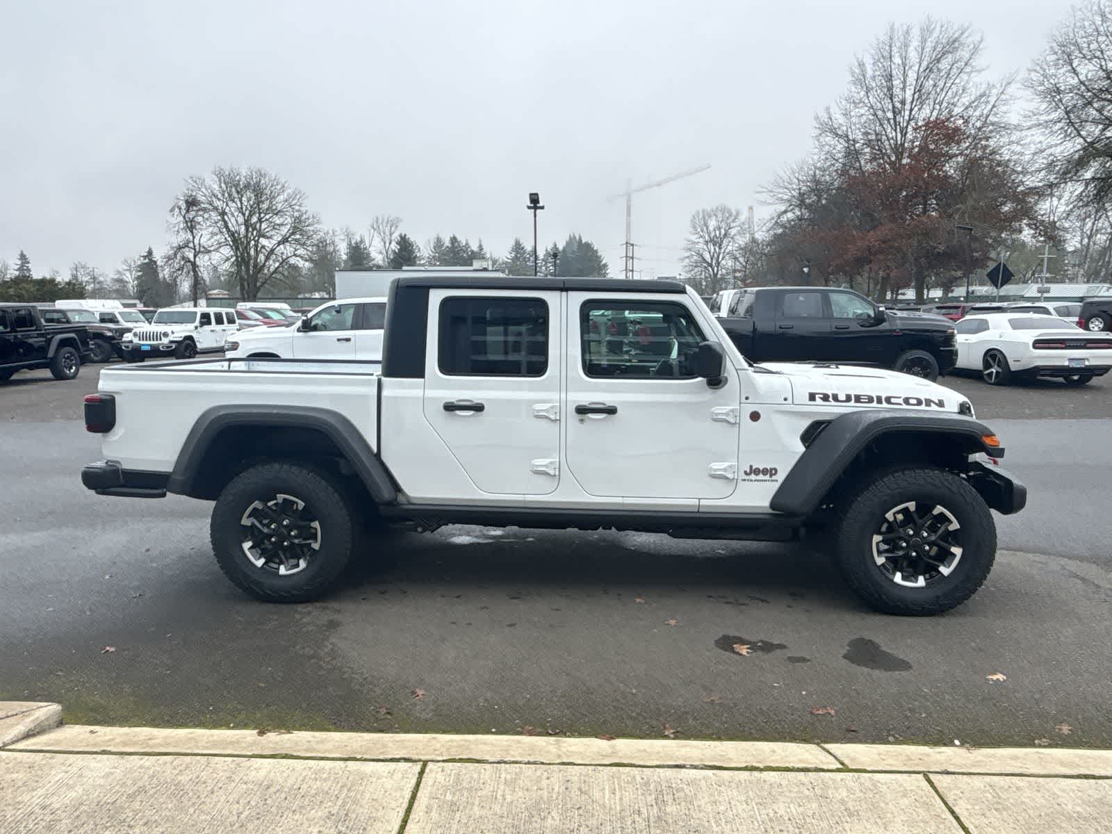 Thumbnail: 2026 Jeep Gladiator - 6