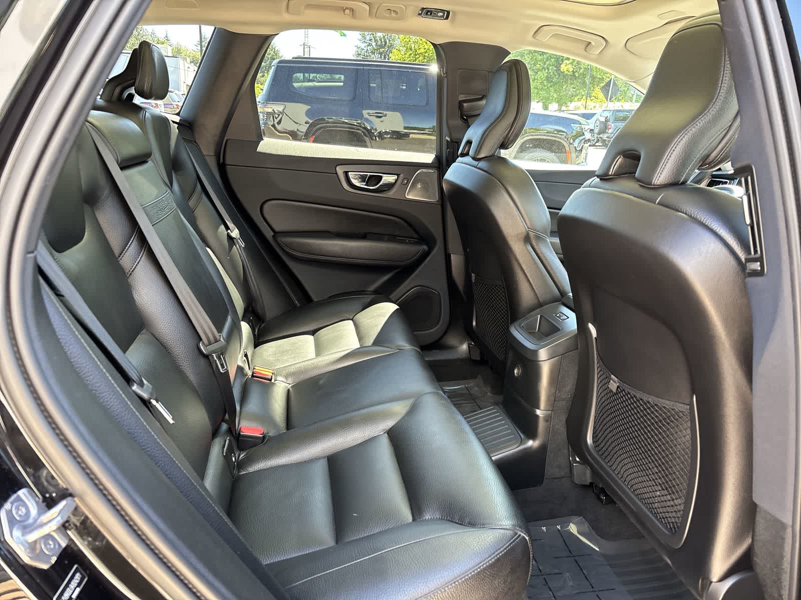 Thumbnail: 2019 Volvo XC60 - 5
