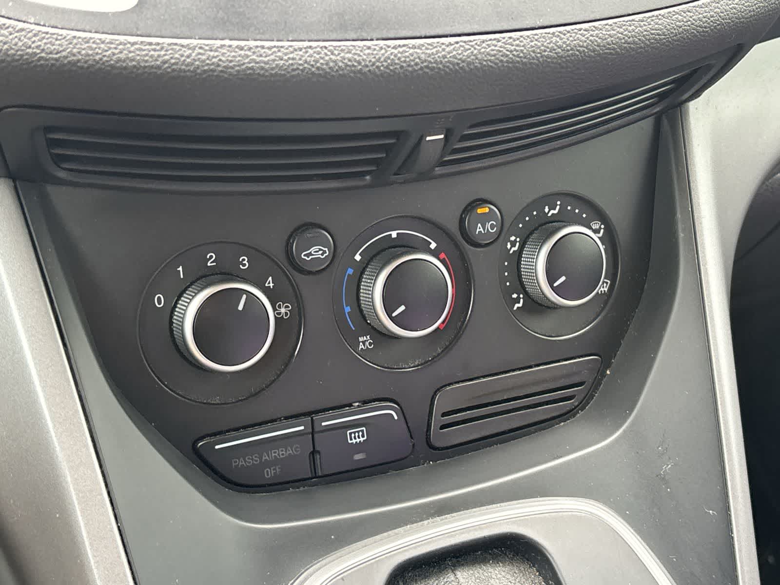 Thumbnail: 2013 Ford Escape - 19