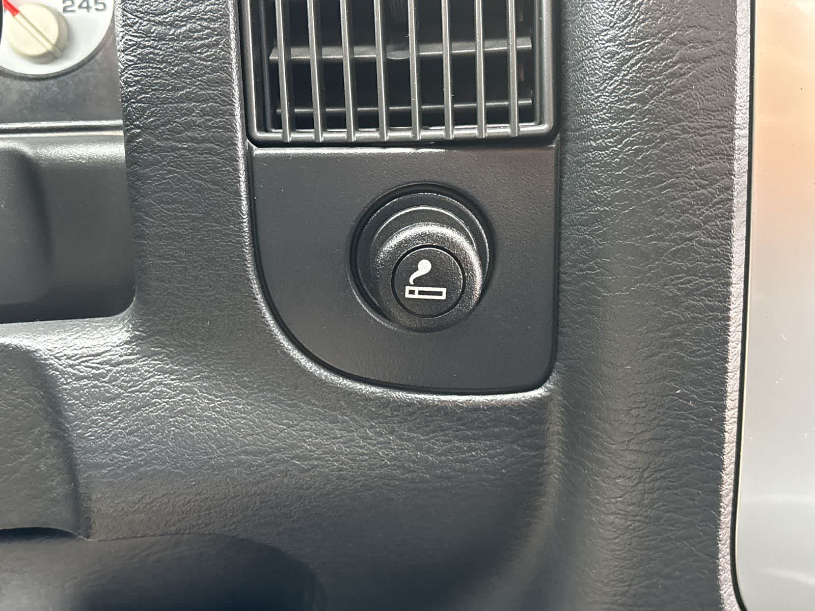 Thumbnail: 2004 Dodge Ram 2500 - 18