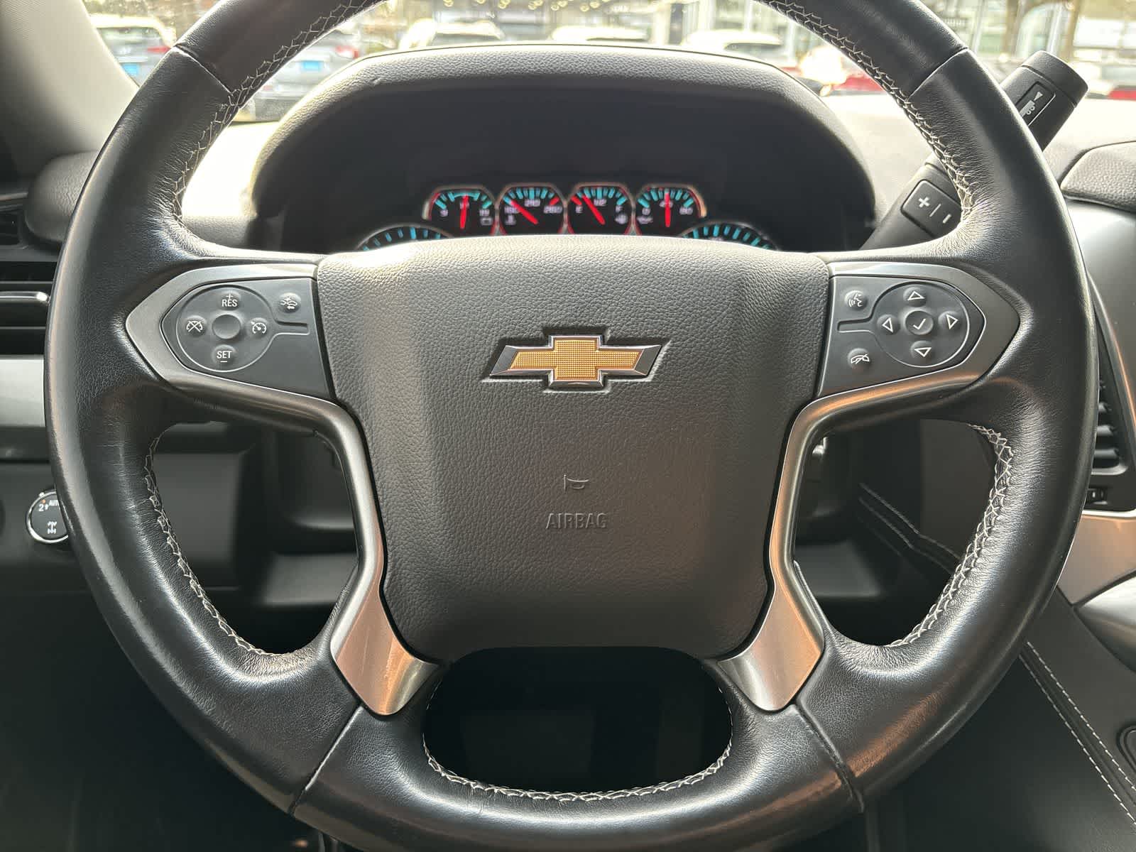 Thumbnail: 2019 Chevrolet Suburban - 11