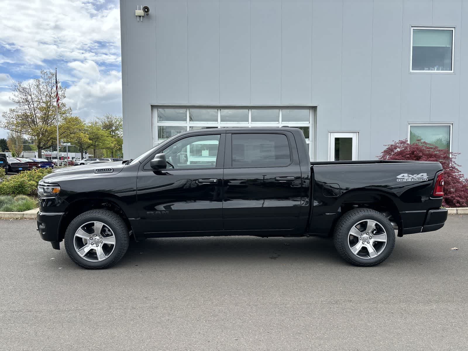 Thumbnail: 2026 RAM 1500 - 2