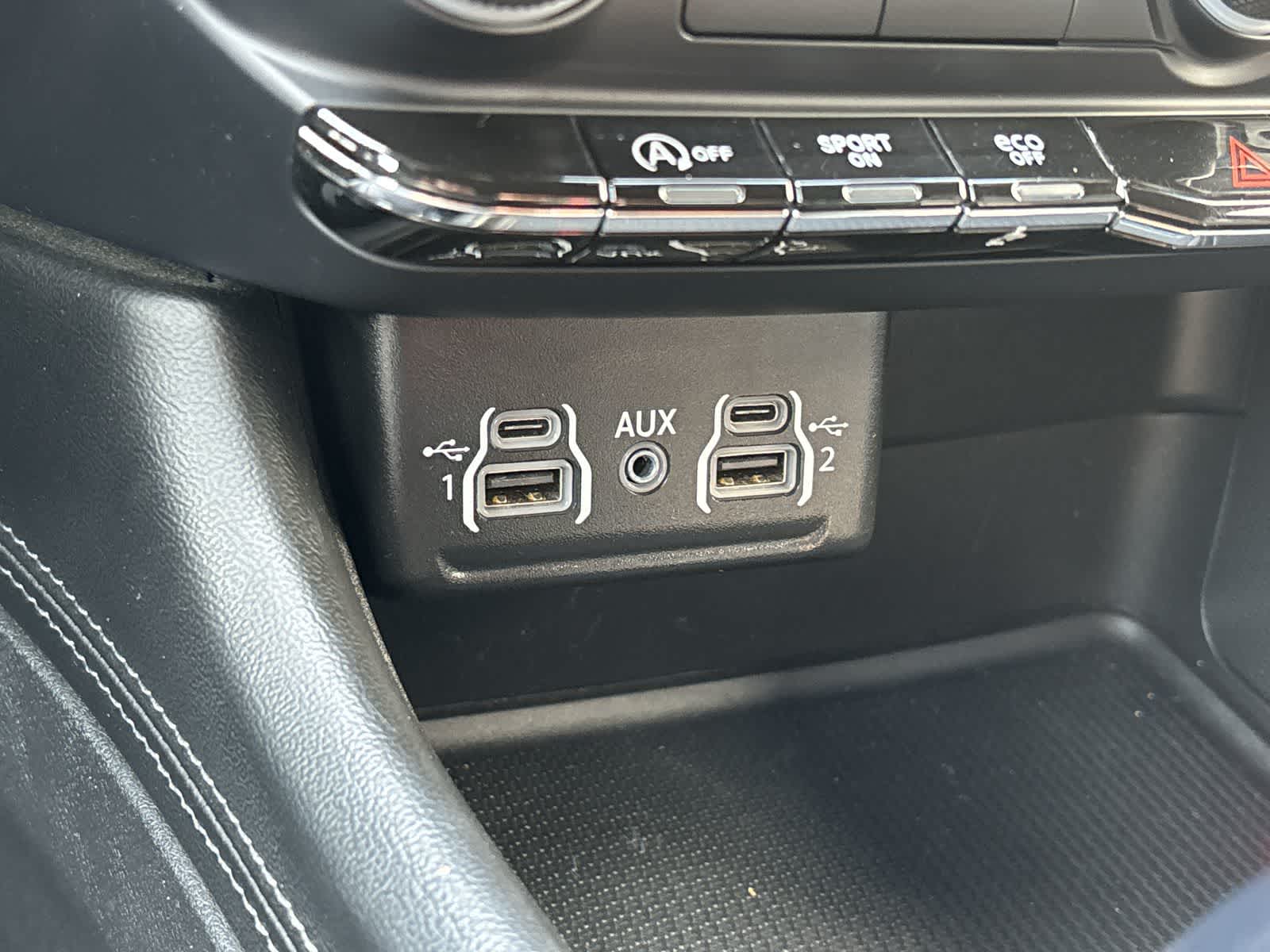 Thumbnail: 2022 Dodge Durango - 24