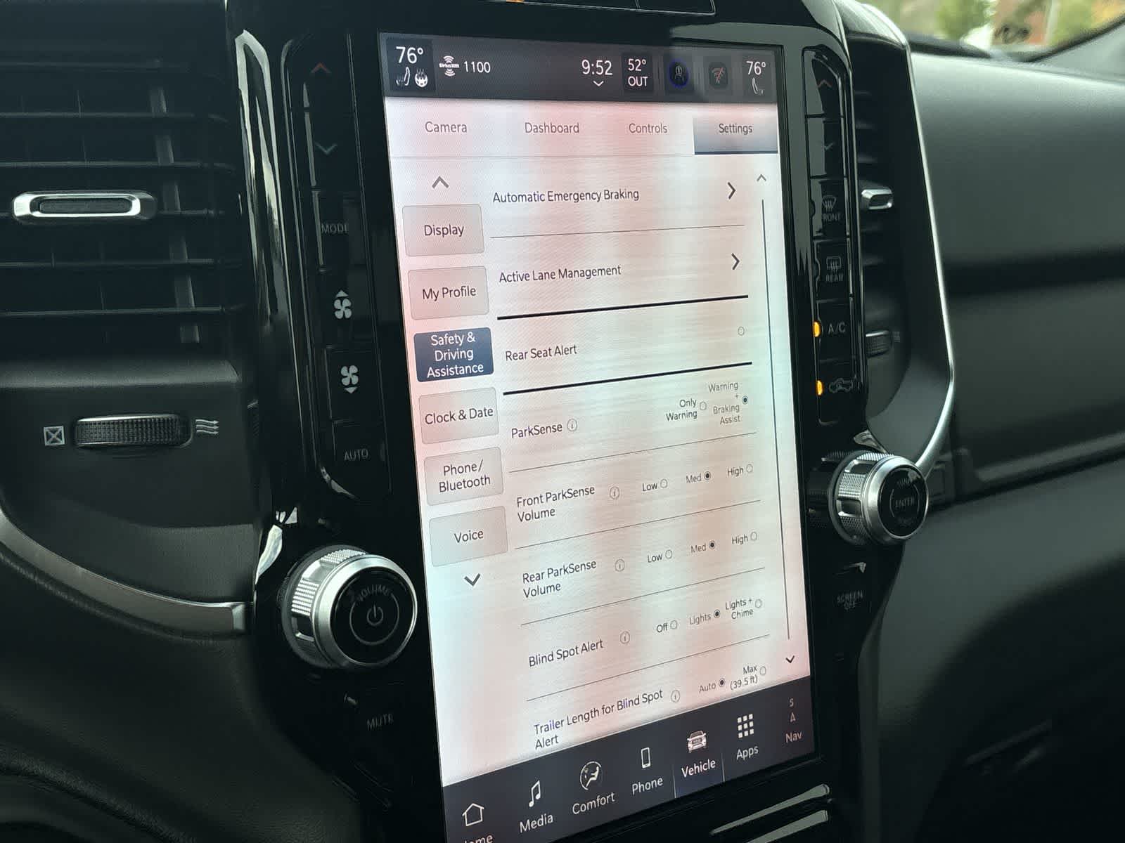 Thumbnail: 2026 RAM 1500 - 24