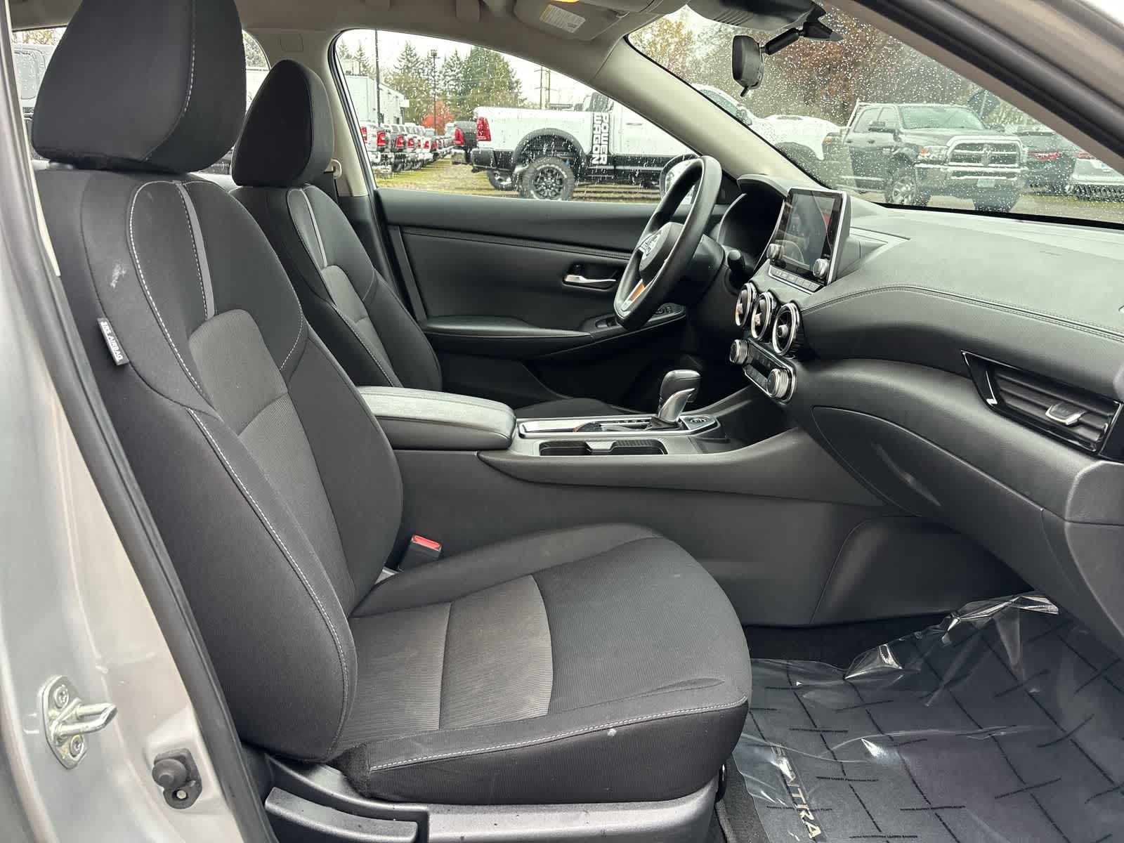 Thumbnail: 2023 Nissan Sentra - 5